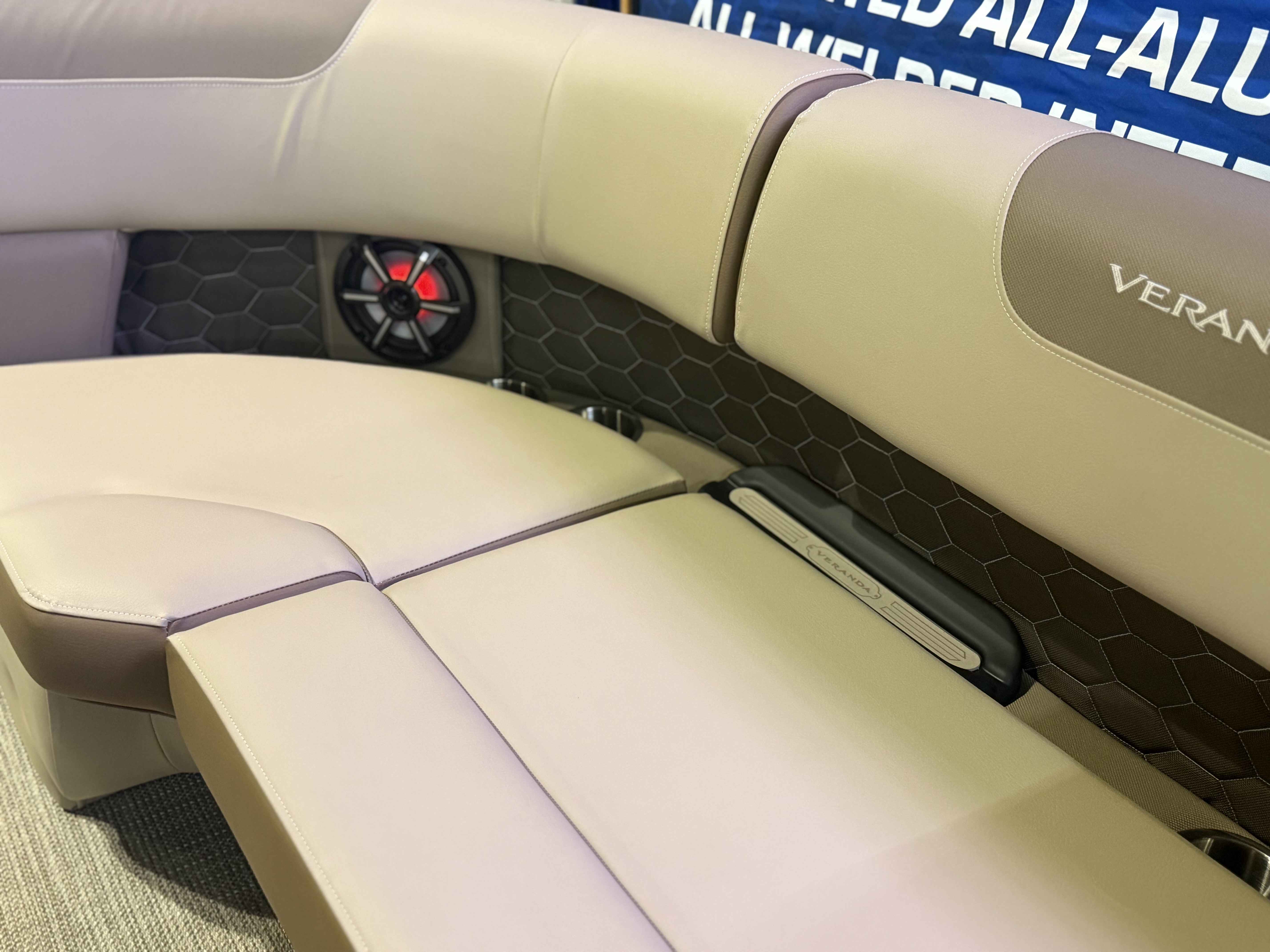 2026 Veranda Relax VR235RC-3