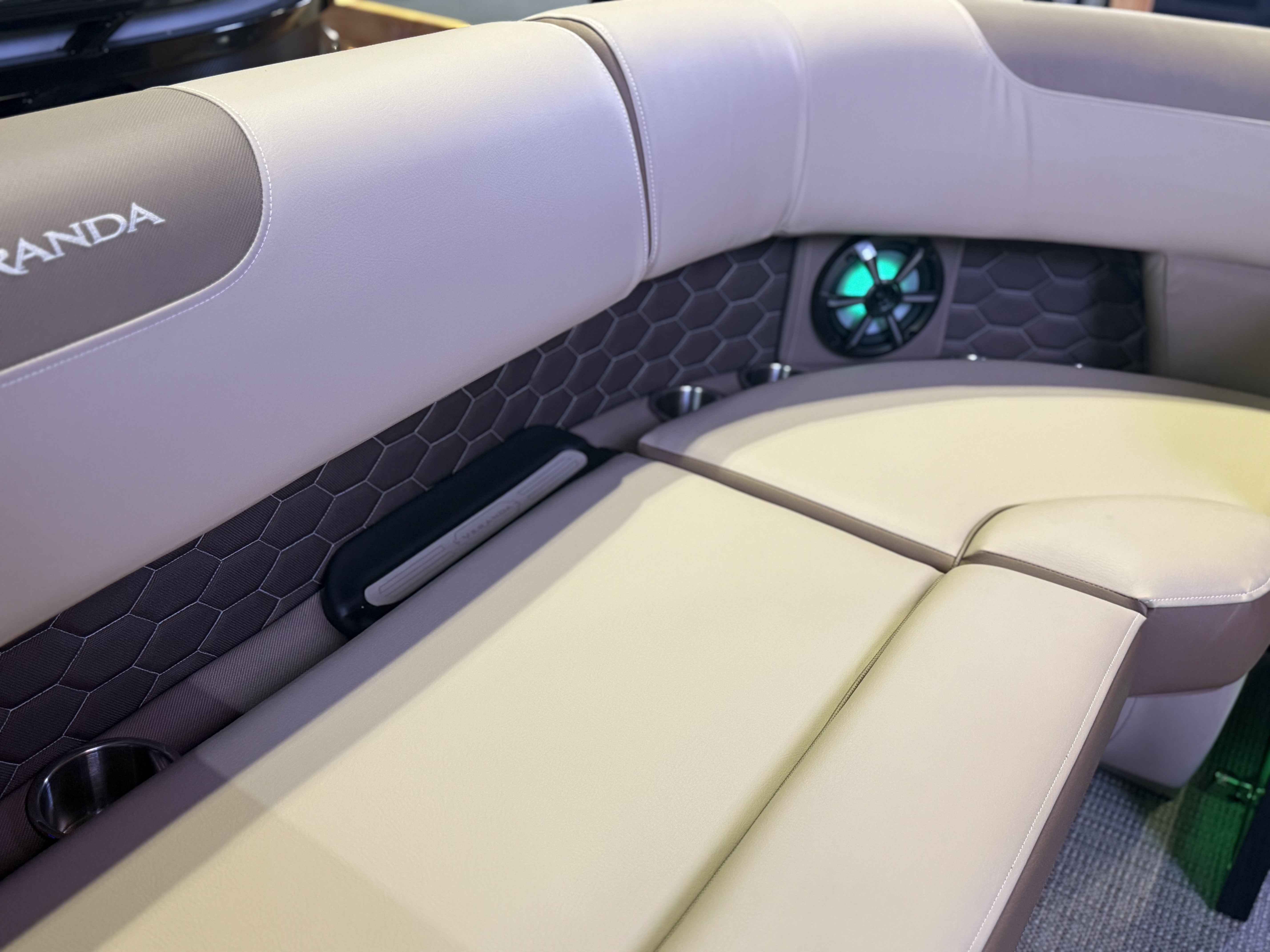 2026 Veranda Relax VR235RC-4