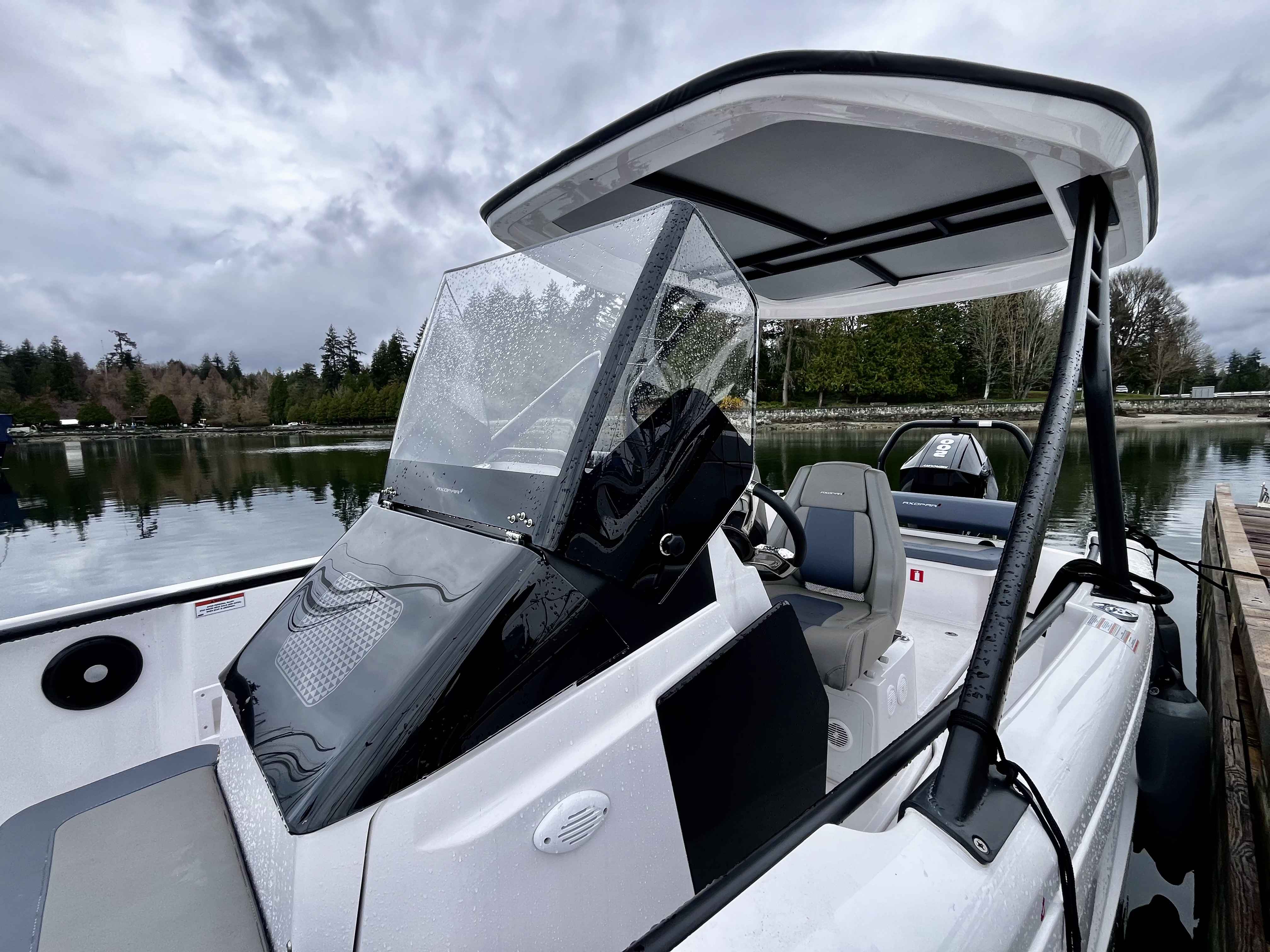 Pre-Owned 2023 Axopar 22 T-Top for Sale | Vancouver, BC | M&P Yacht Centre | 69d56de1c401a4e6e8002710