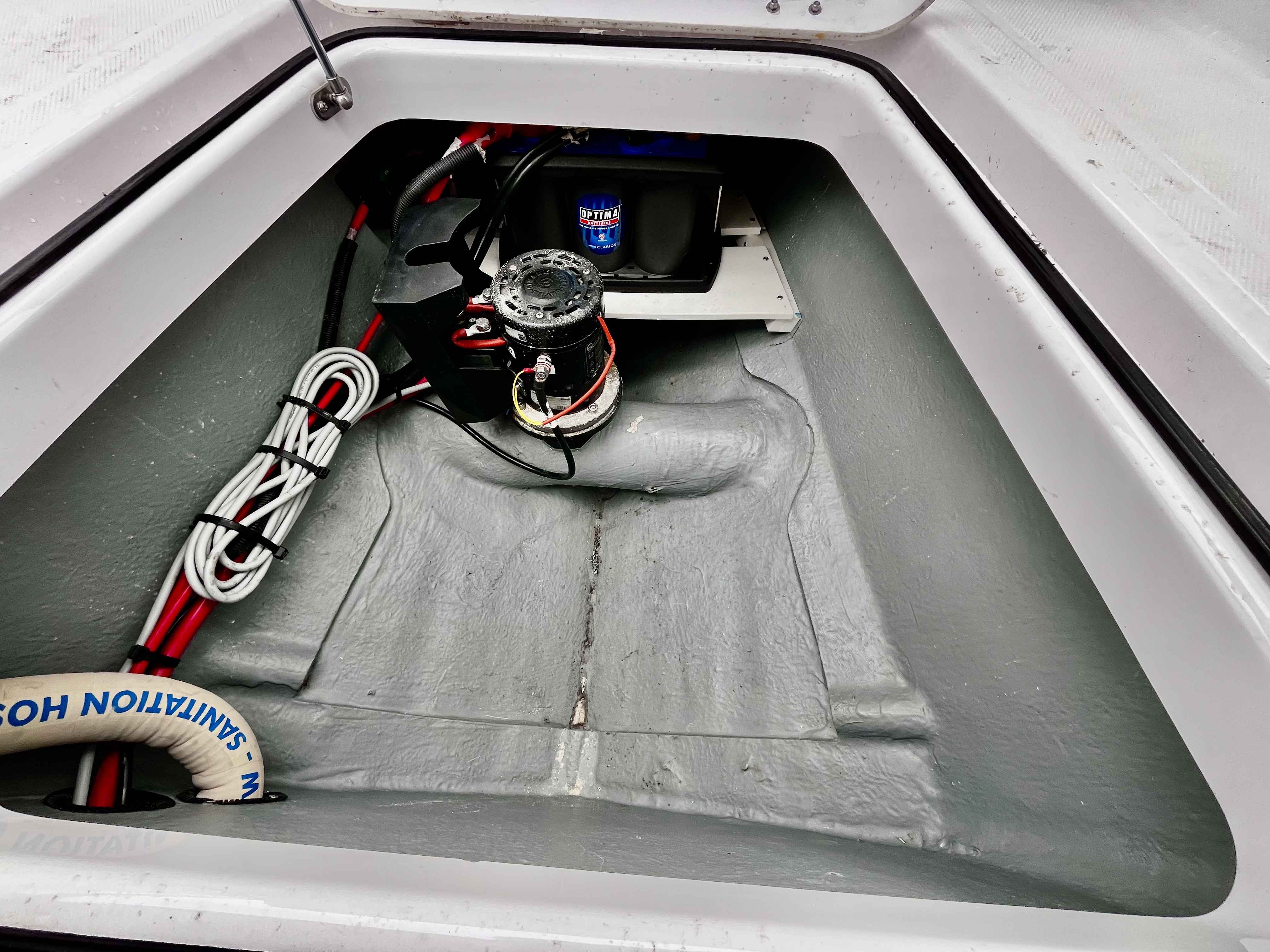 Pre-Owned 2023 Axopar 22 T-Top for Sale | Vancouver, BC | M&P Yacht Centre | 69d56de1c401a4e6e8002710