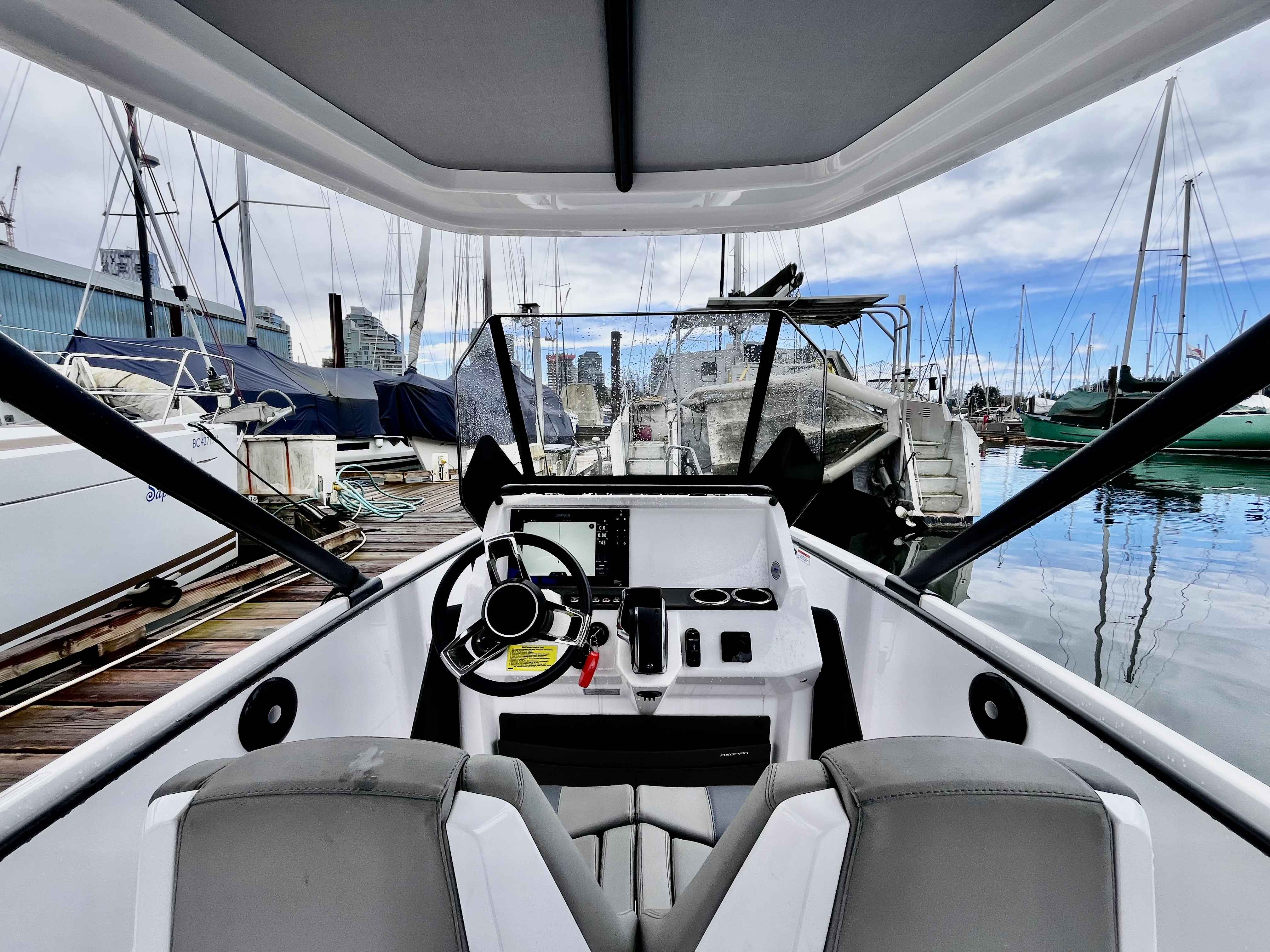 Pre-Owned 2023 Axopar 22 T-Top for Sale | Vancouver, BC | M&P Yacht Centre | 69d56de1c401a4e6e8002710