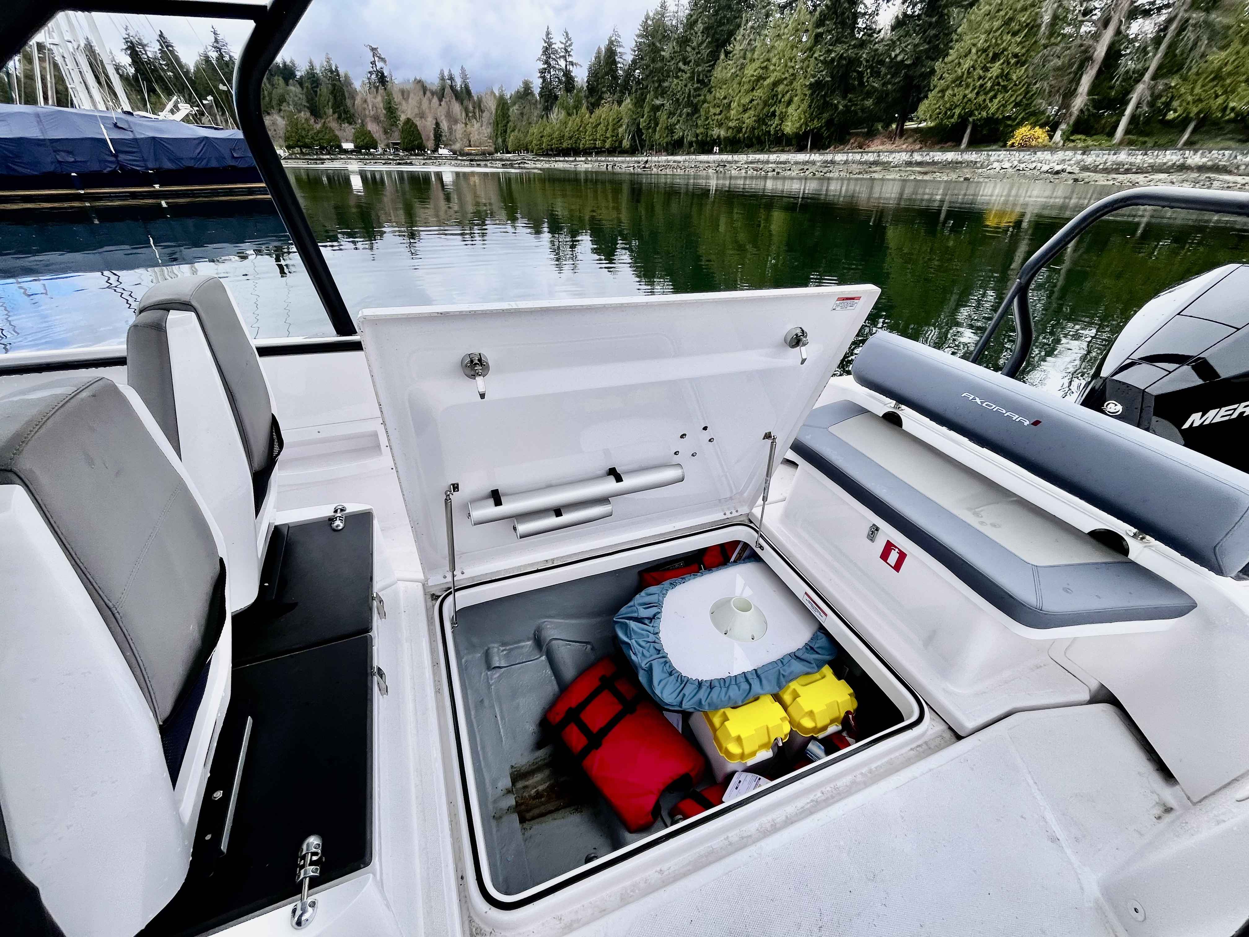 Pre-Owned 2023 Axopar 22 T-Top for Sale | Vancouver, BC | M&P Yacht Centre | 69d56de1c401a4e6e8002710