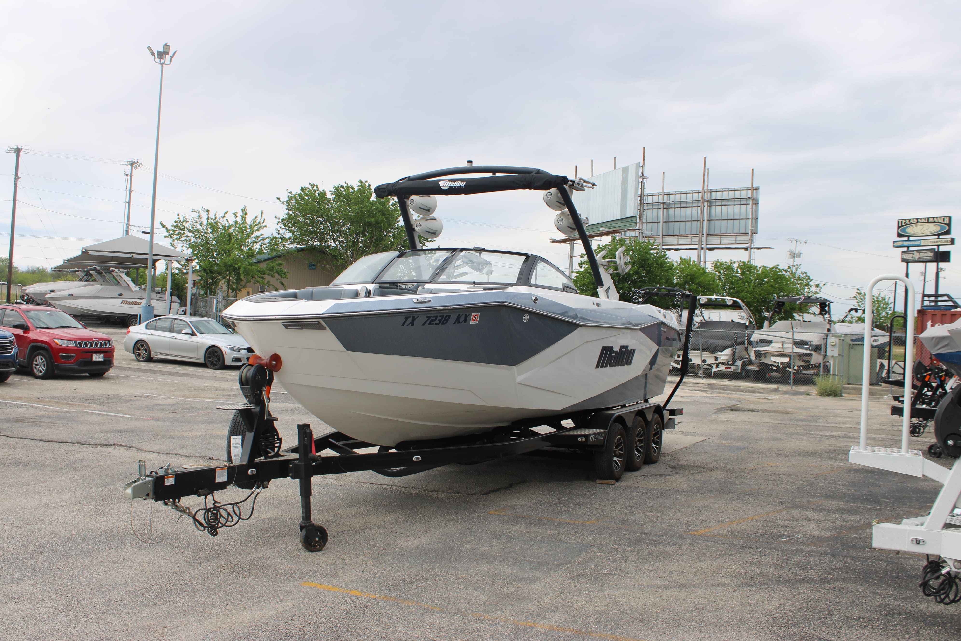 2023 Malibu Boats Wakesetter 26 LSV-4