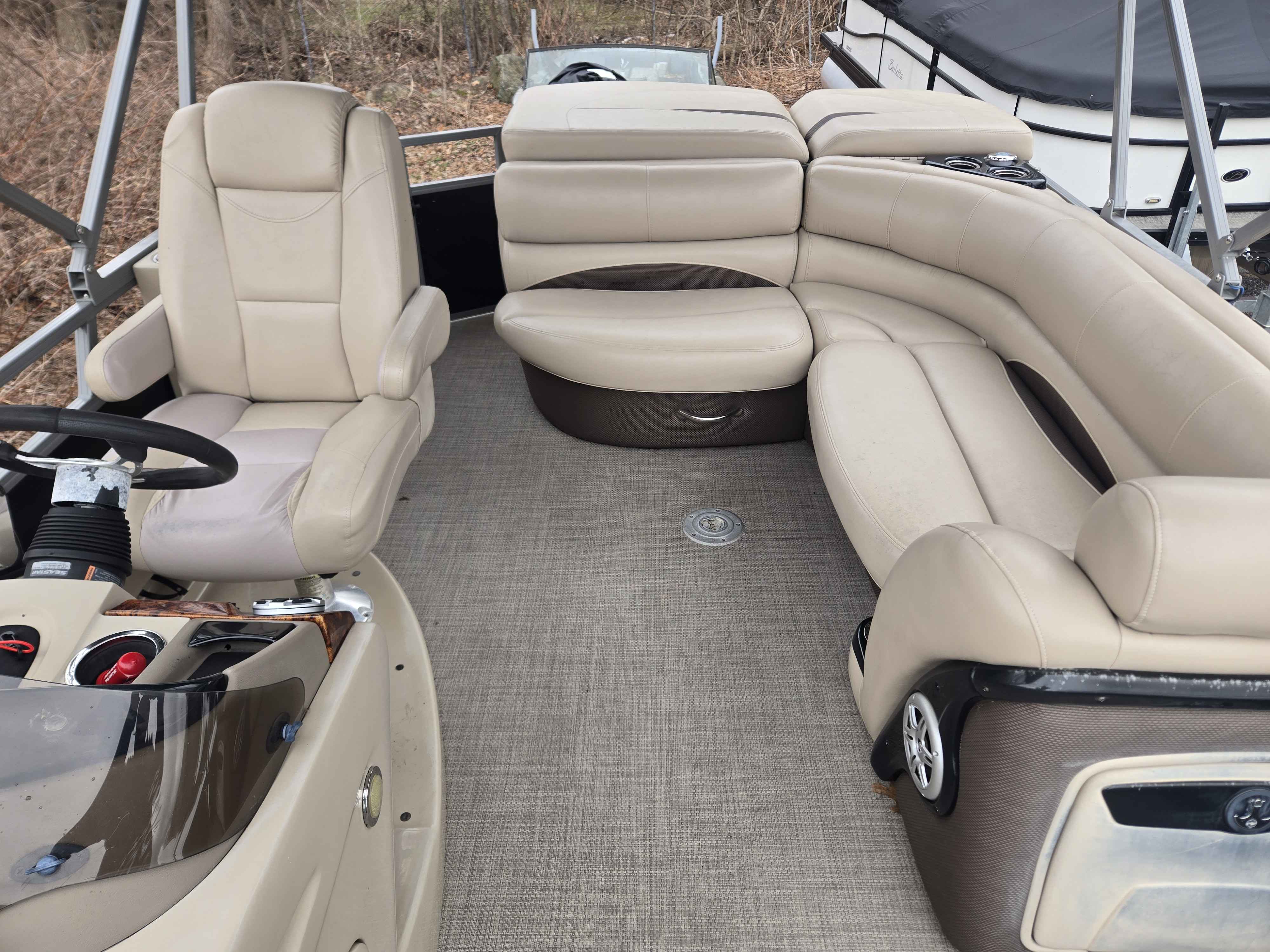 2016 Regency 220 DL3-7