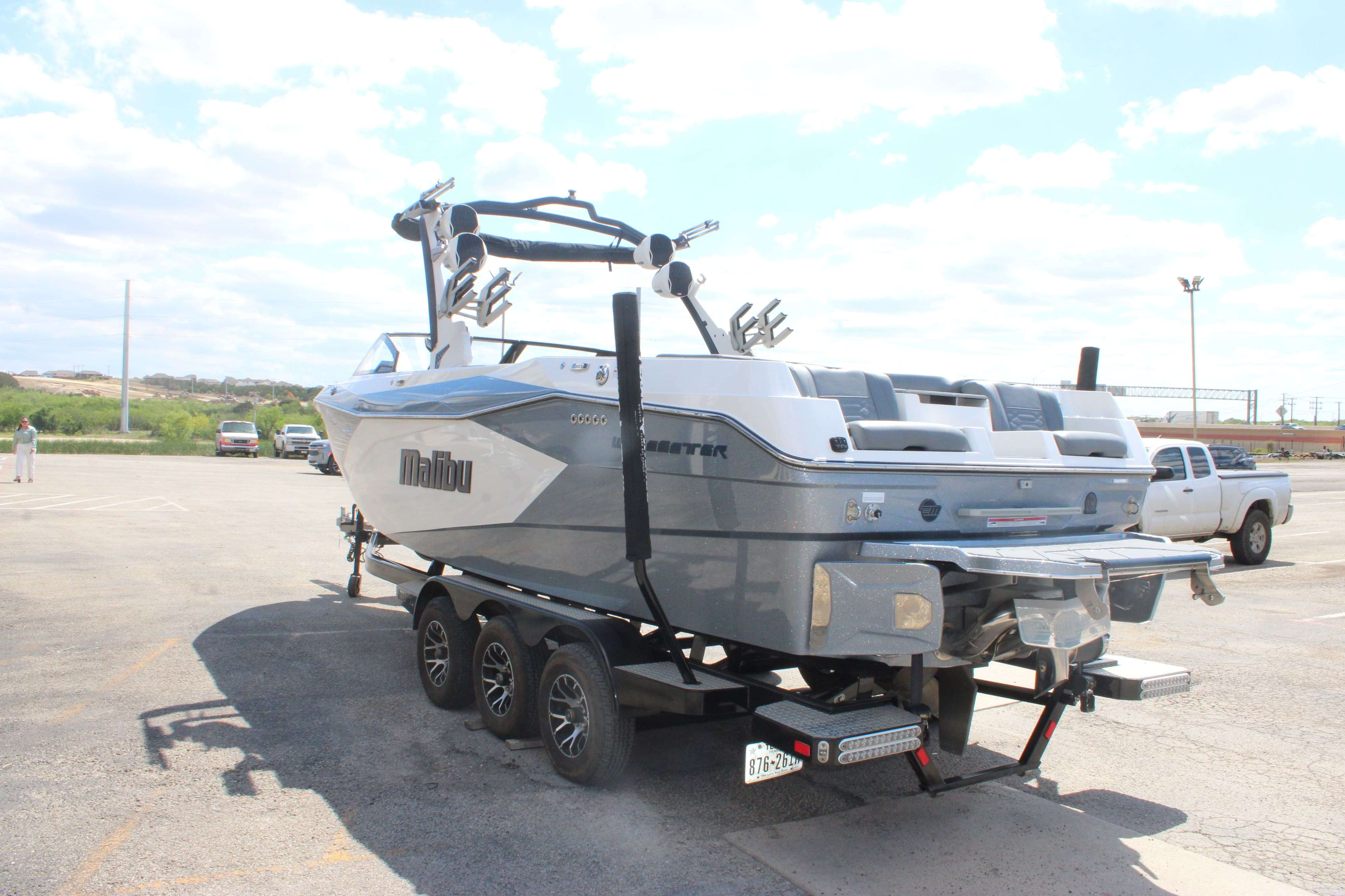 2023 Malibu Boats Wakesetter 26 LSV-5