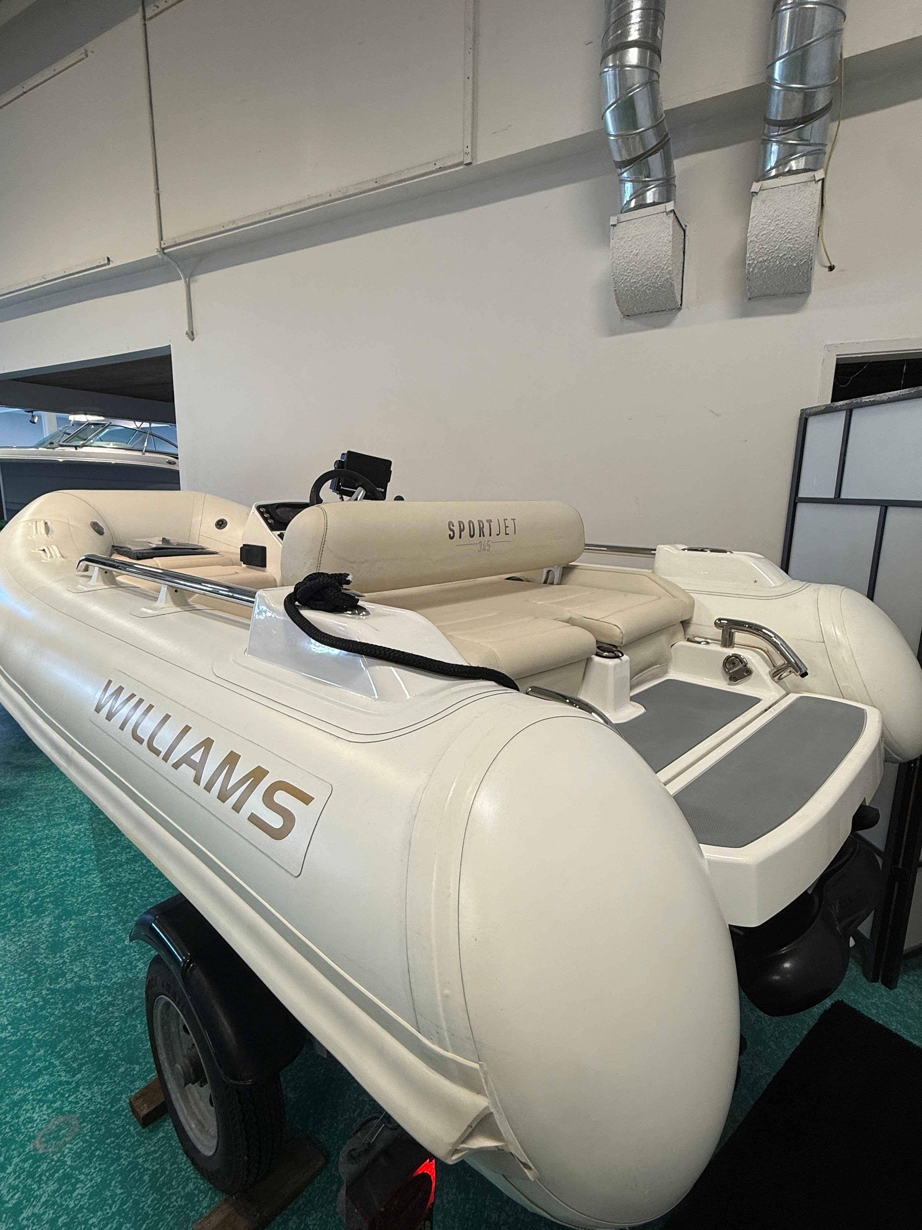 2021 Williams Jet Tender Sportjet3450