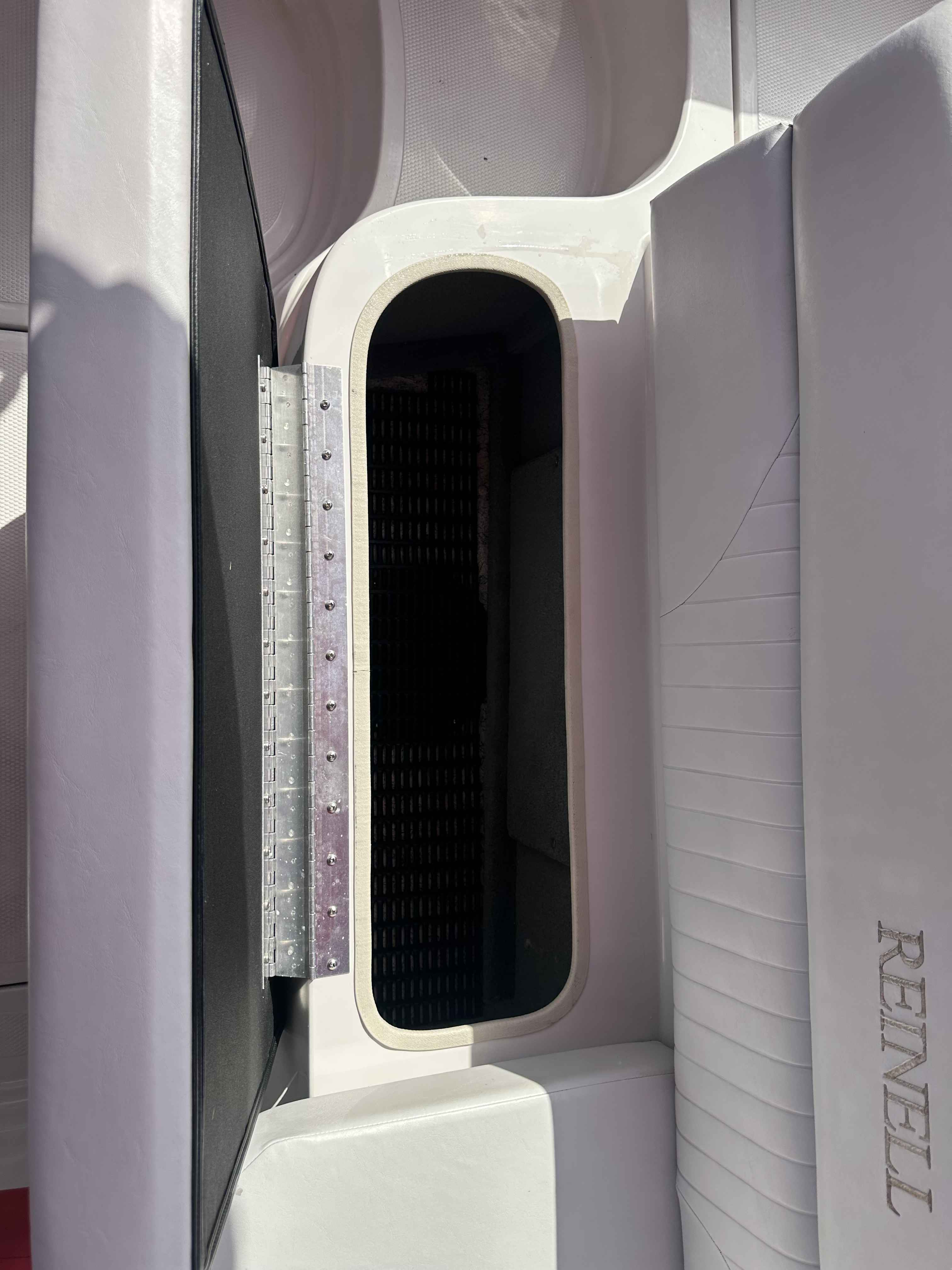 2006 Reinell 220 LSE -11