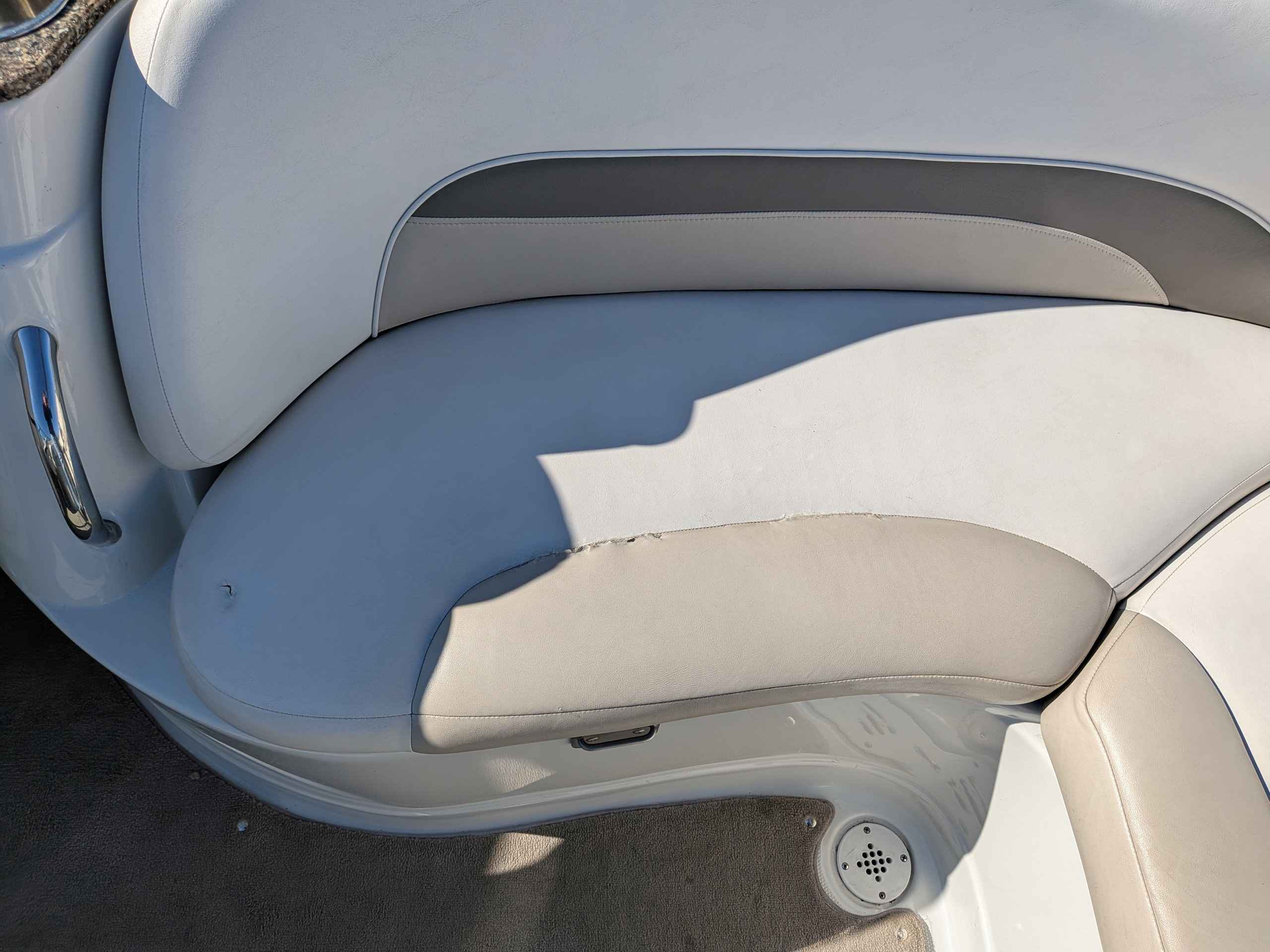 boat-carouselImage-image