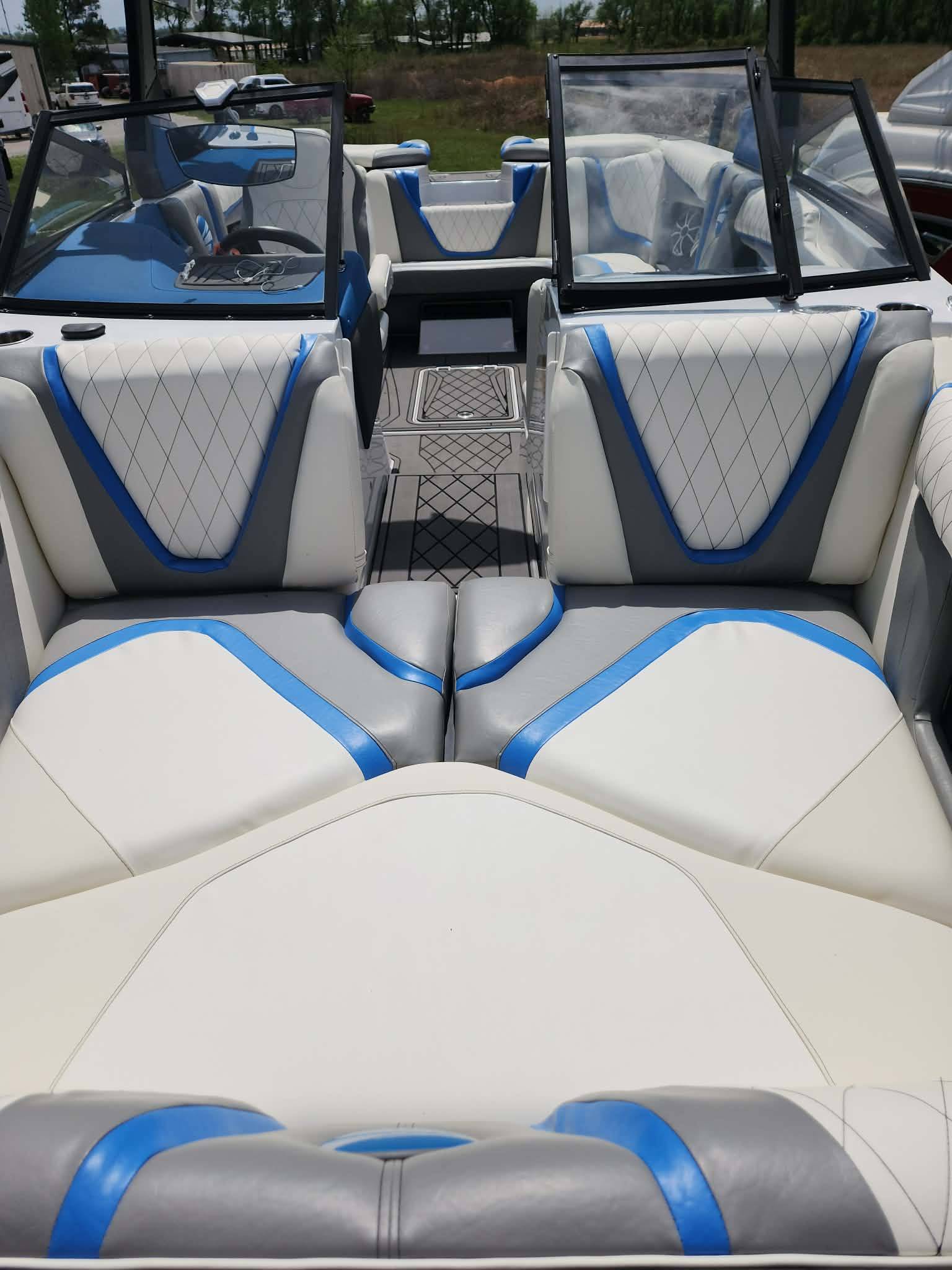 2017 TIGE RZX3/SK WITH TRAILER-6