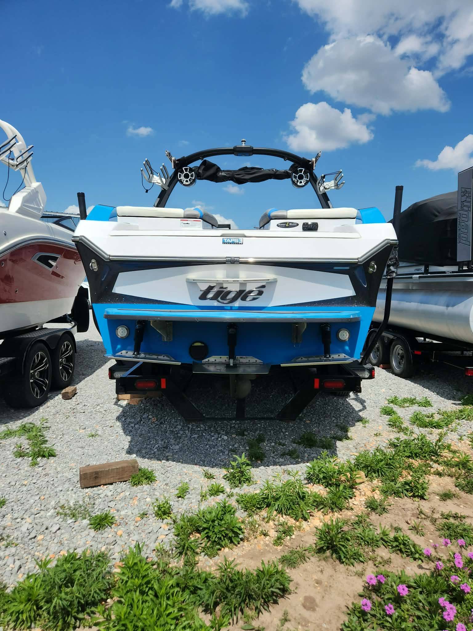 2017 TIGE RZX3/SK WITH TRAILER-7