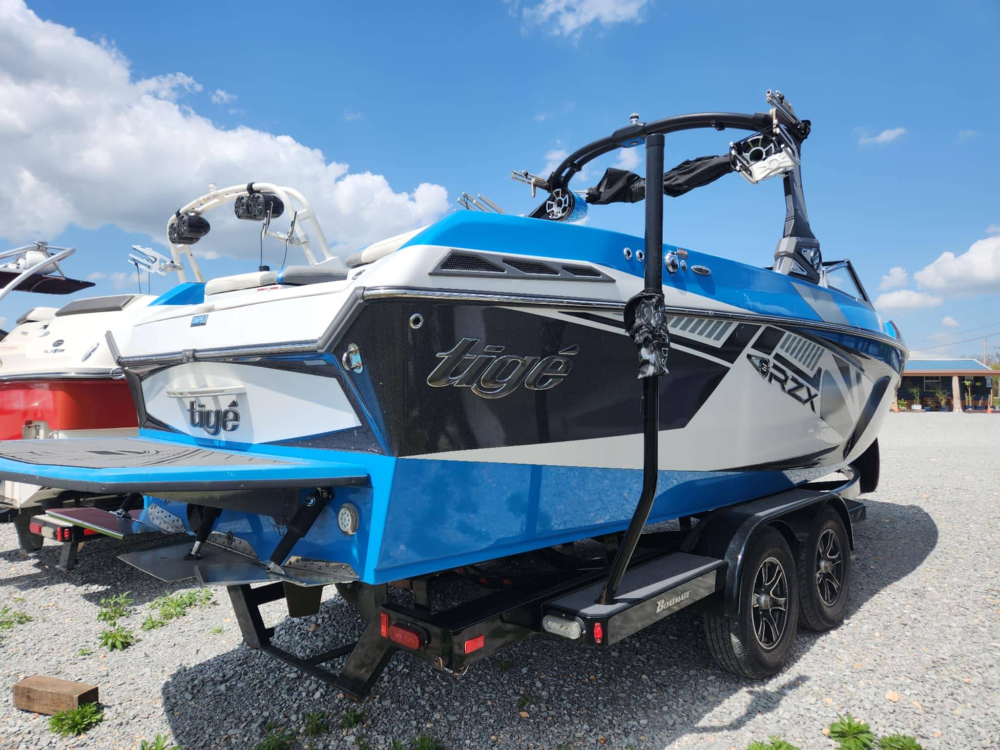 2017 TIGE RZX3/SK WITH TRAILER-8