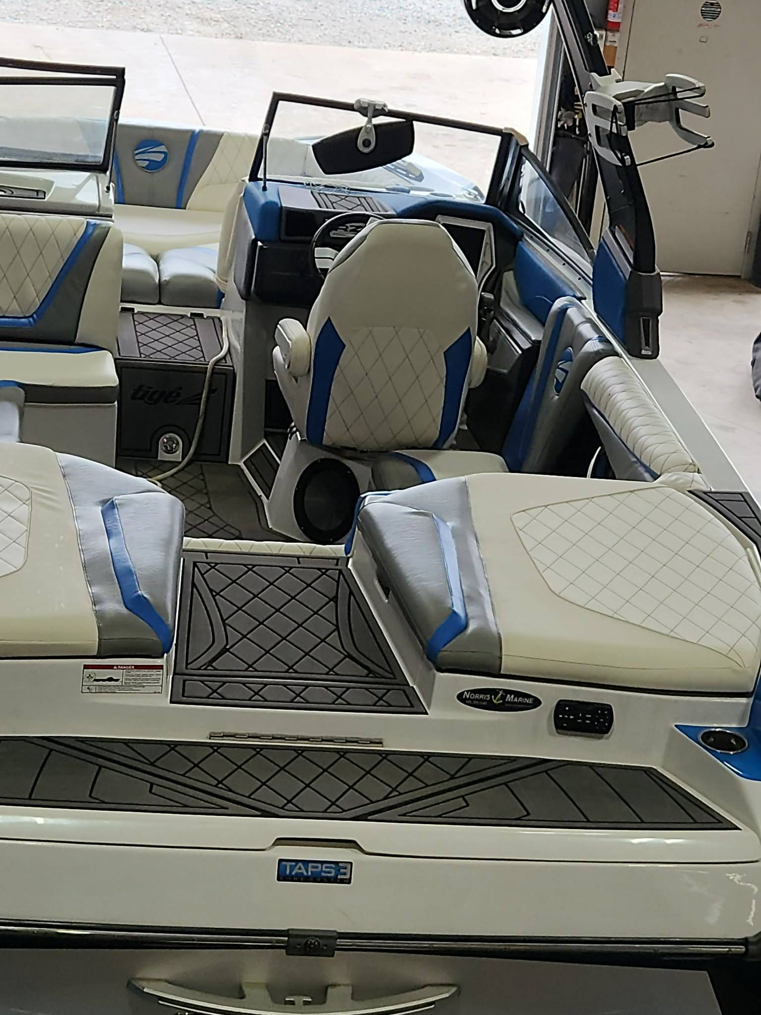 2017 TIGE RZX3/SK WITH TRAILER-12