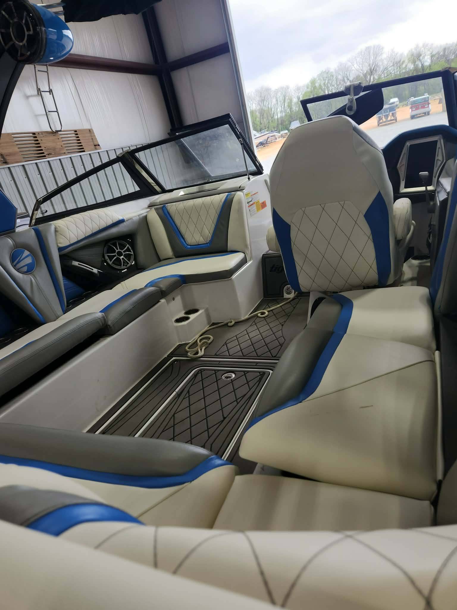 2017 TIGE RZX3/SK WITH TRAILER-16