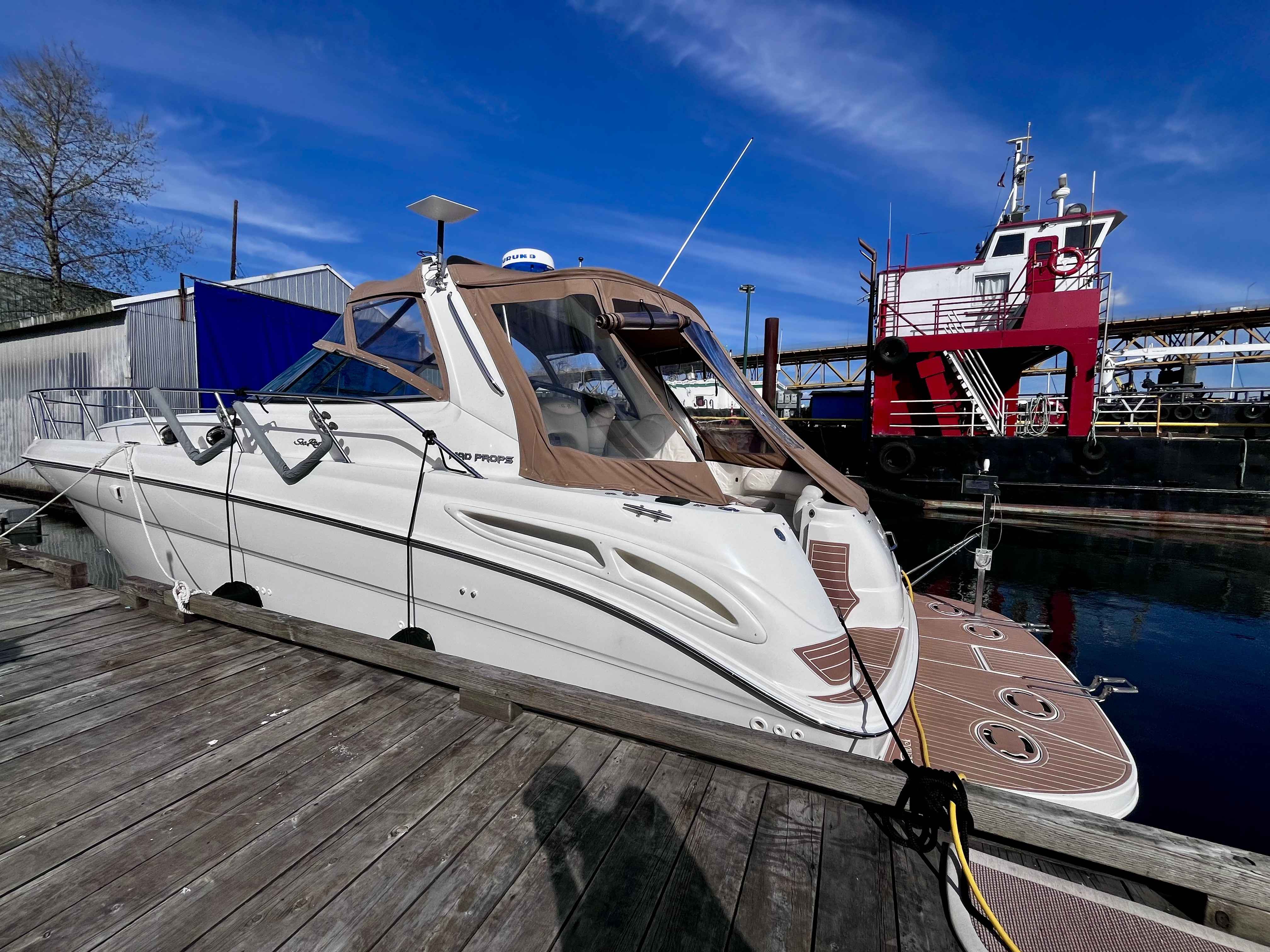 Pre-Owned 2000 Sea ray Sundancer 380 for Sale | Vancouver, BC | M&P Yacht Centre | 63640e094b86ba9ee3014ed6