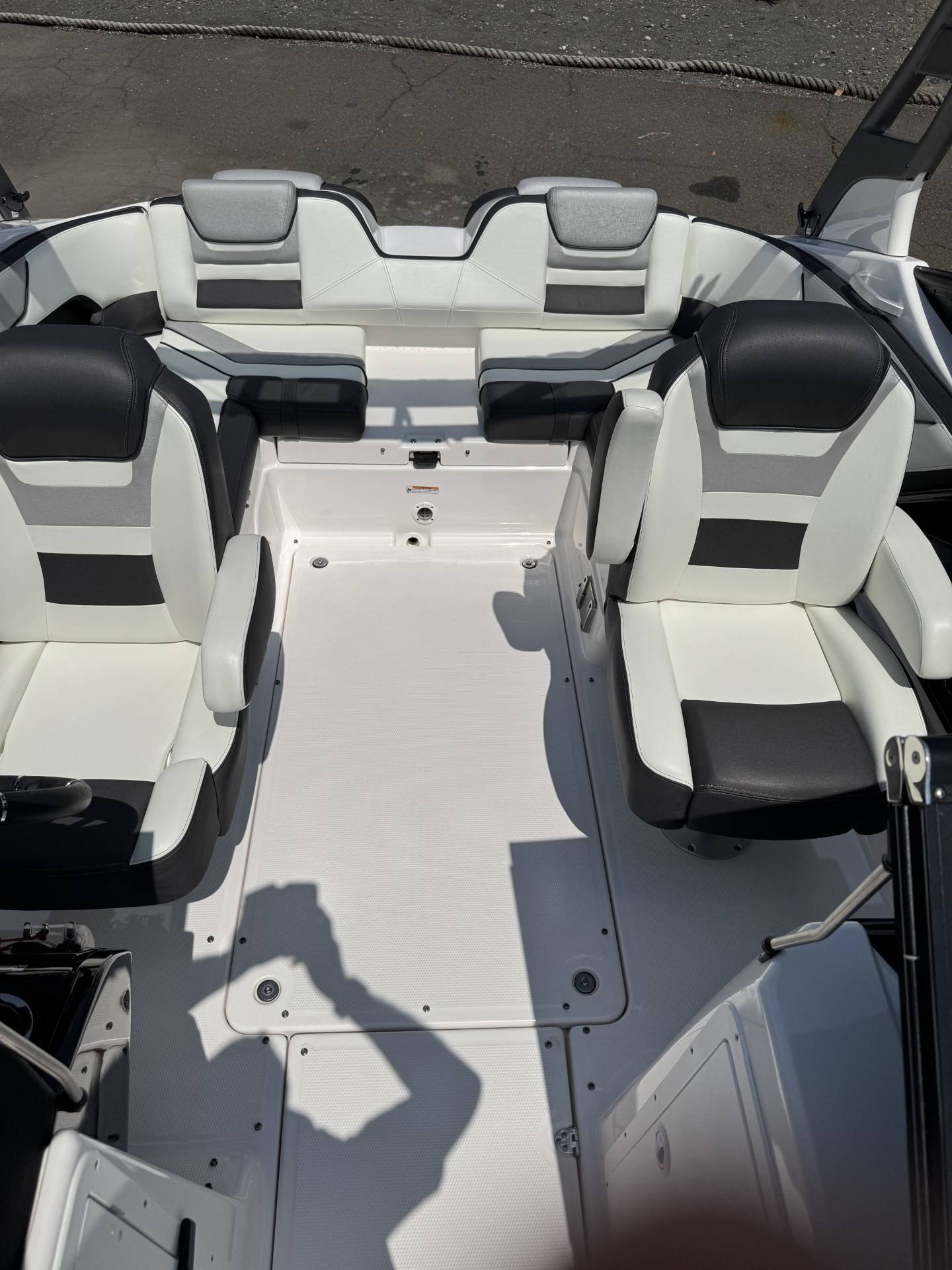 2022 Yamaha 212 Limited S-8