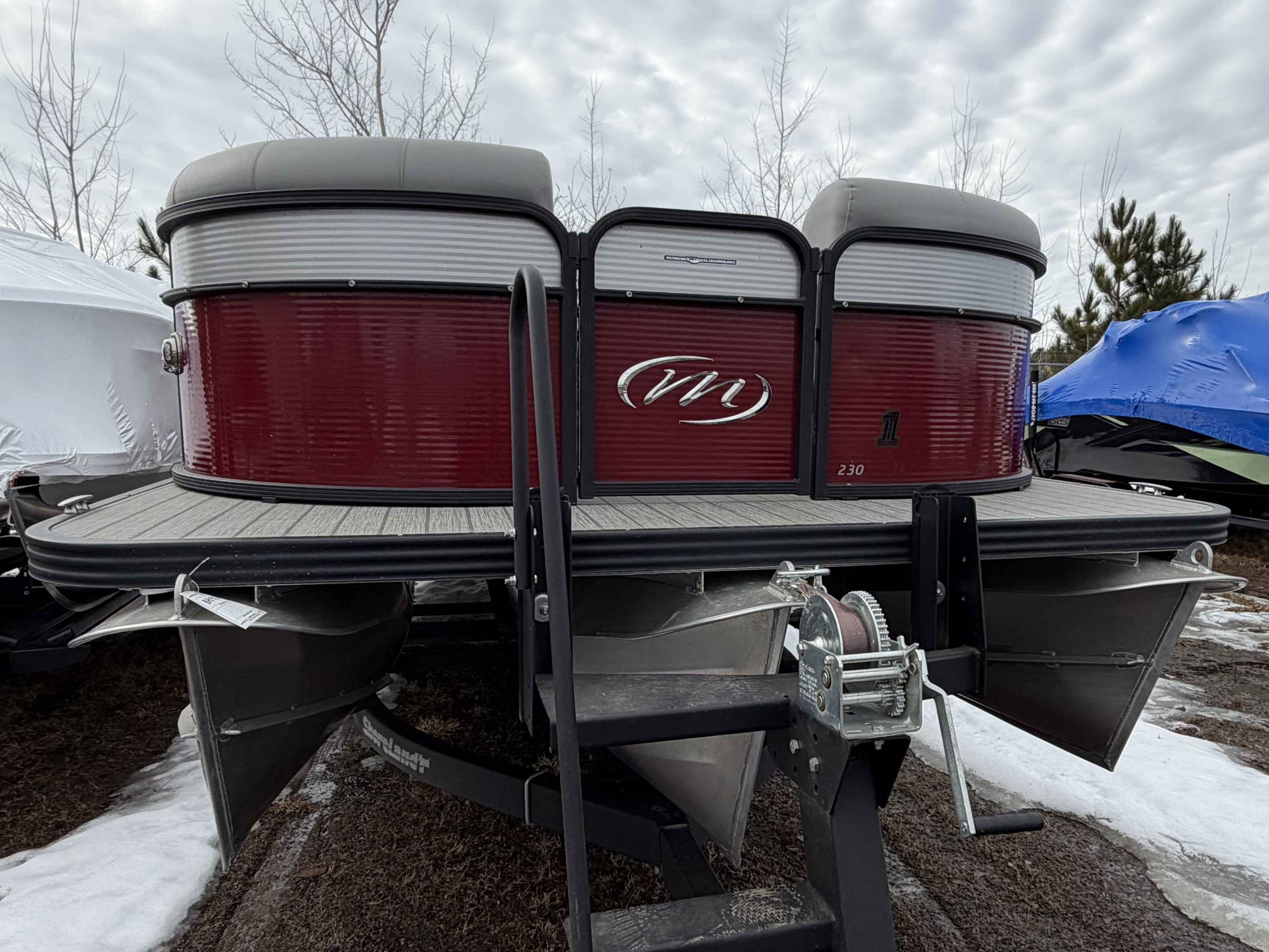 boat-carouselImage-image