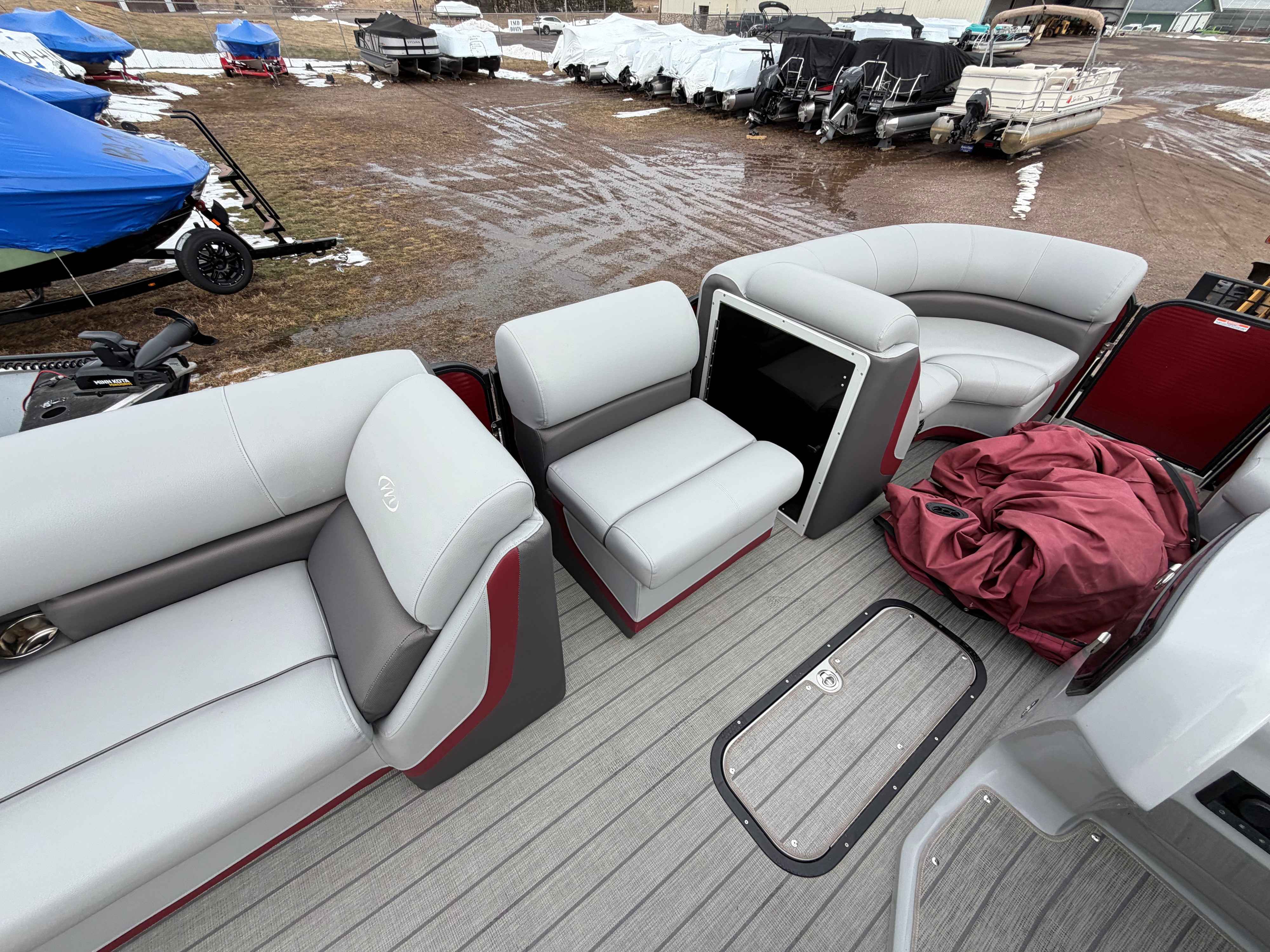 boat-carouselImage-image