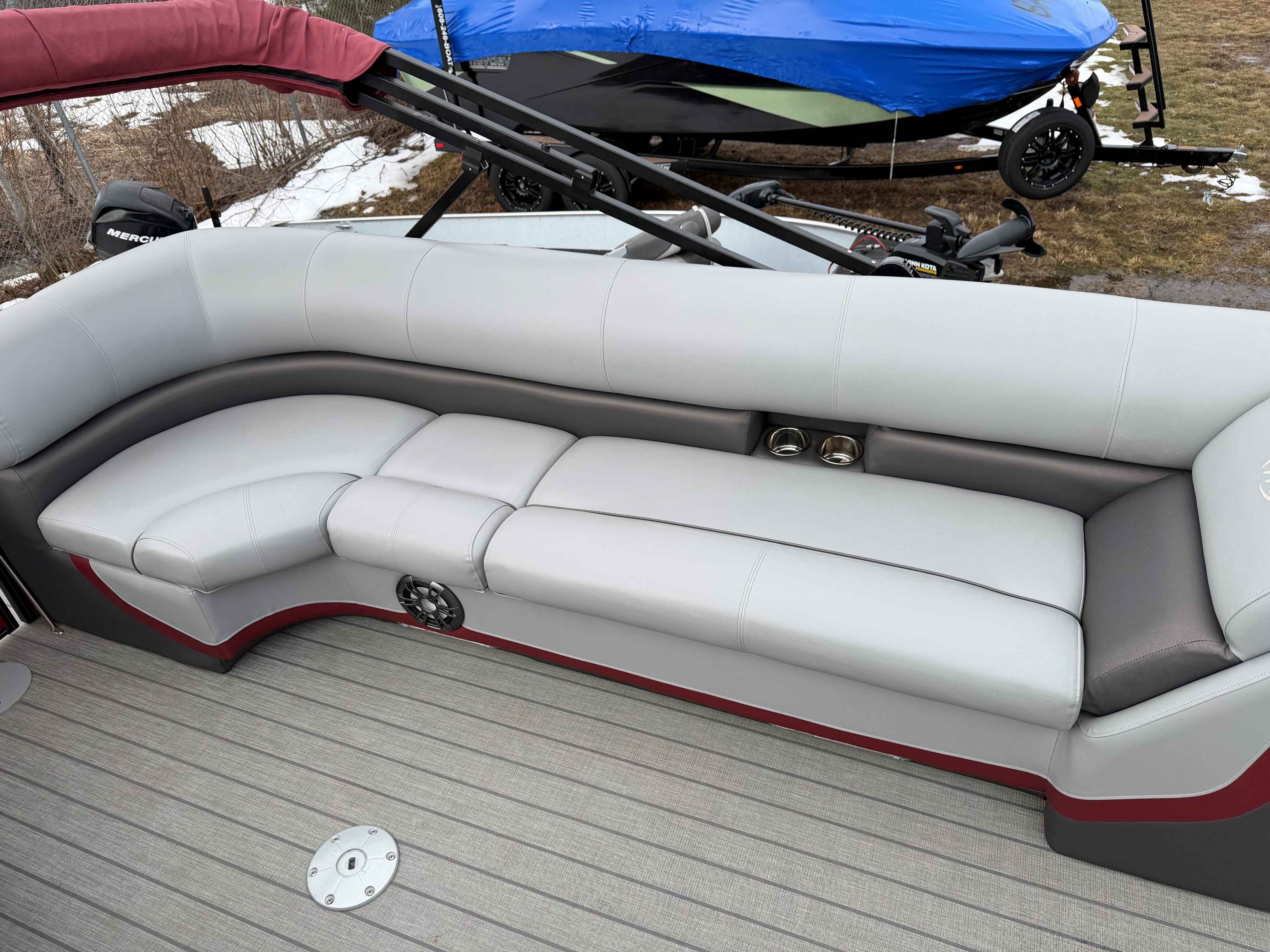 boat-carouselImage-image