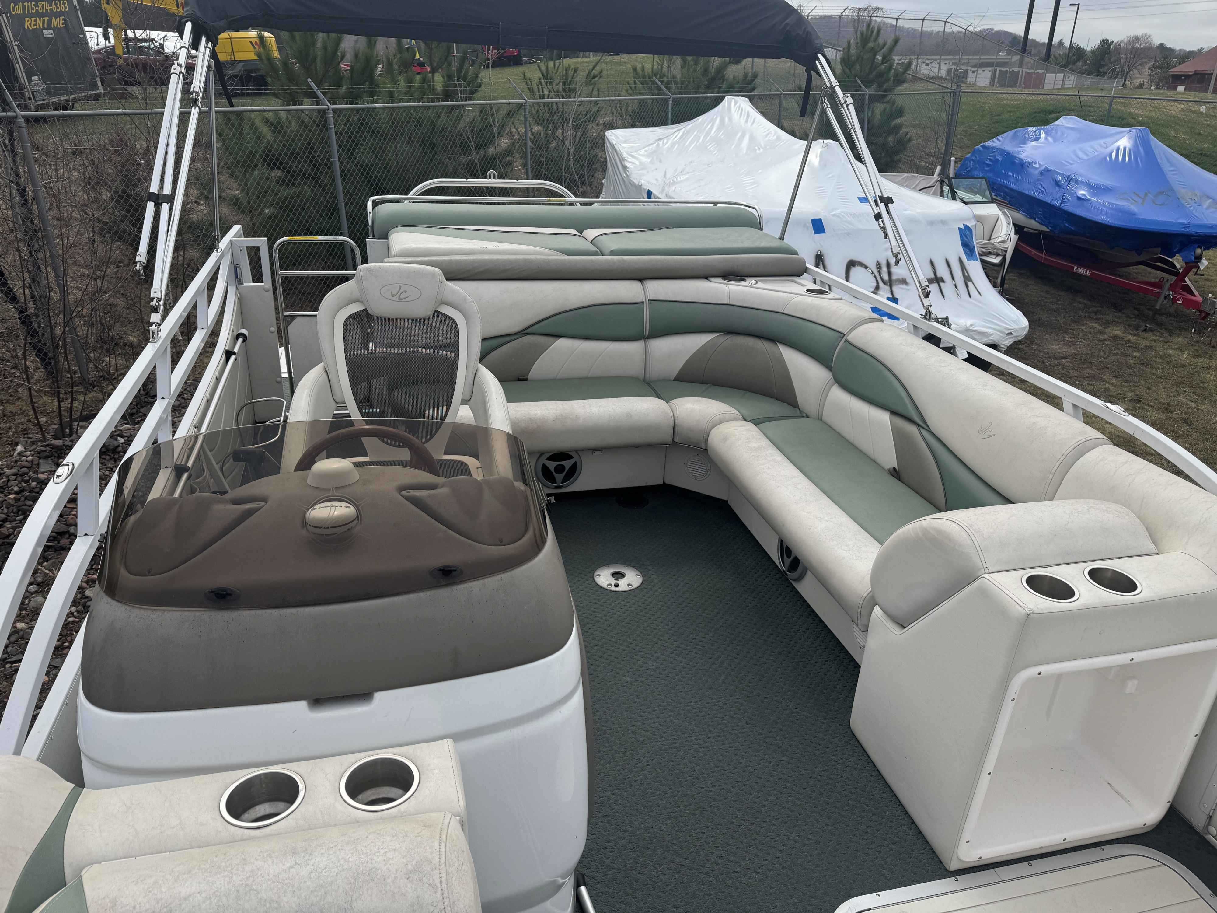 boat-carouselImage-image