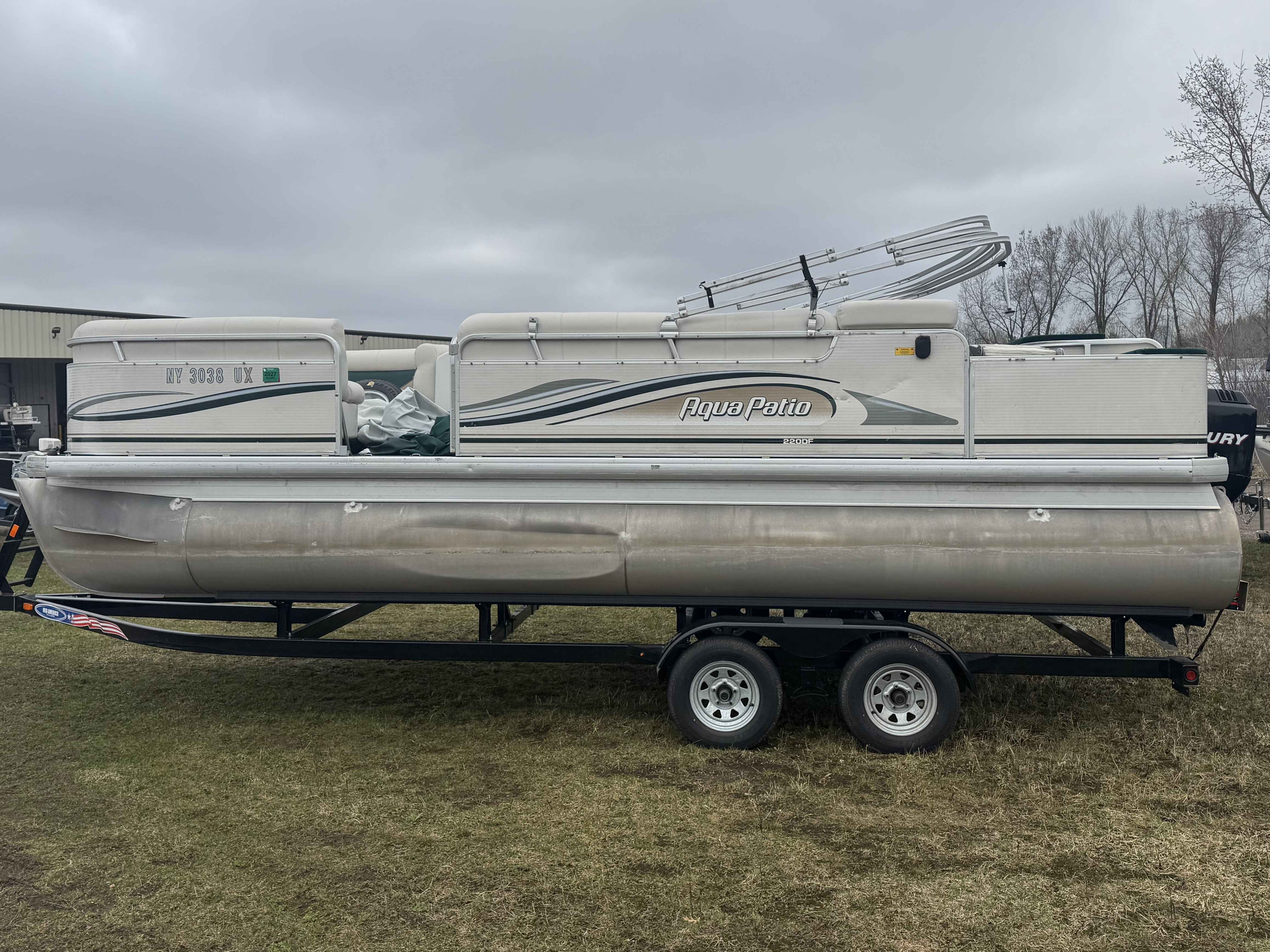 boat-carouselImage-image