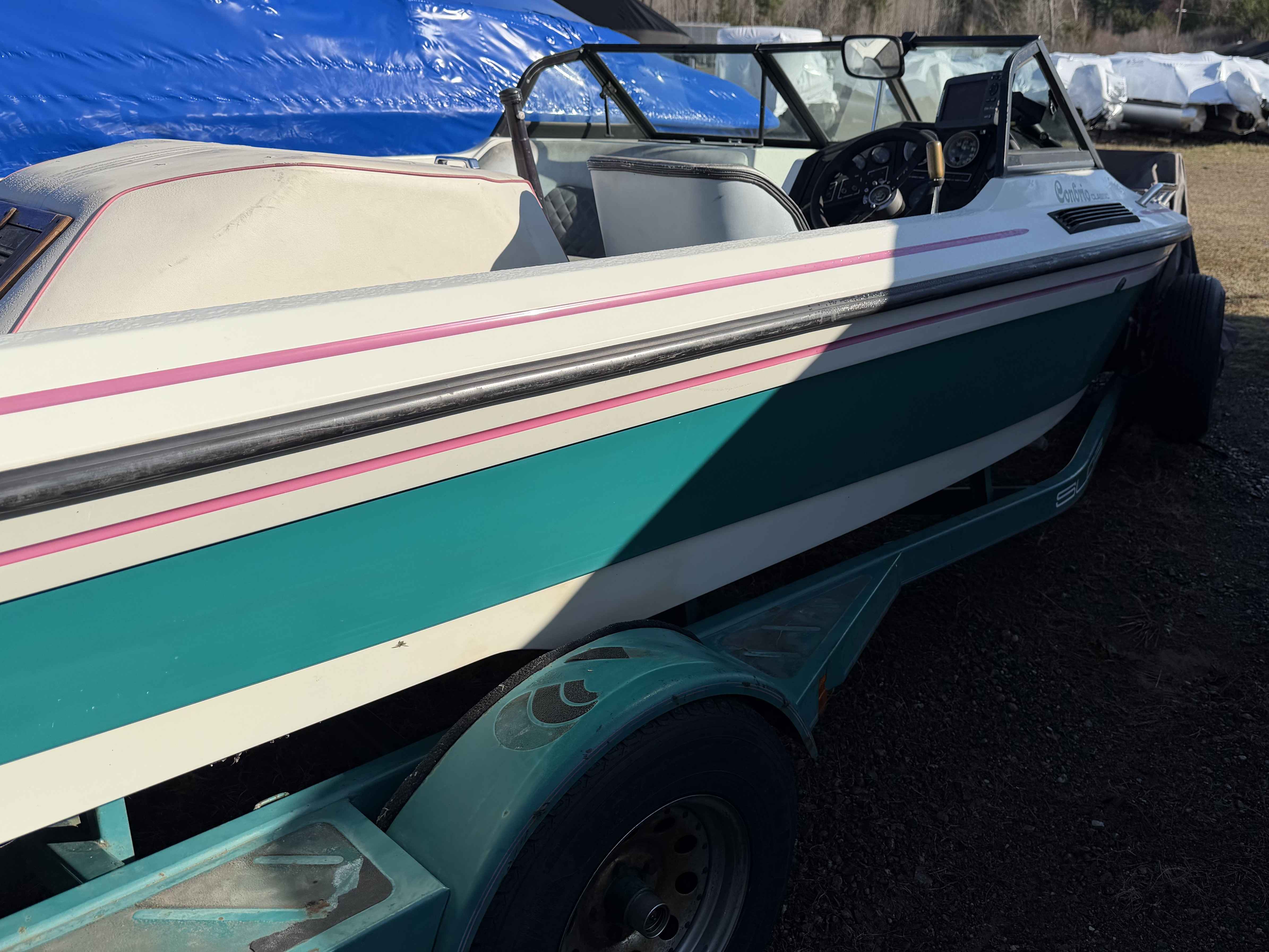 boat-carouselImage-image