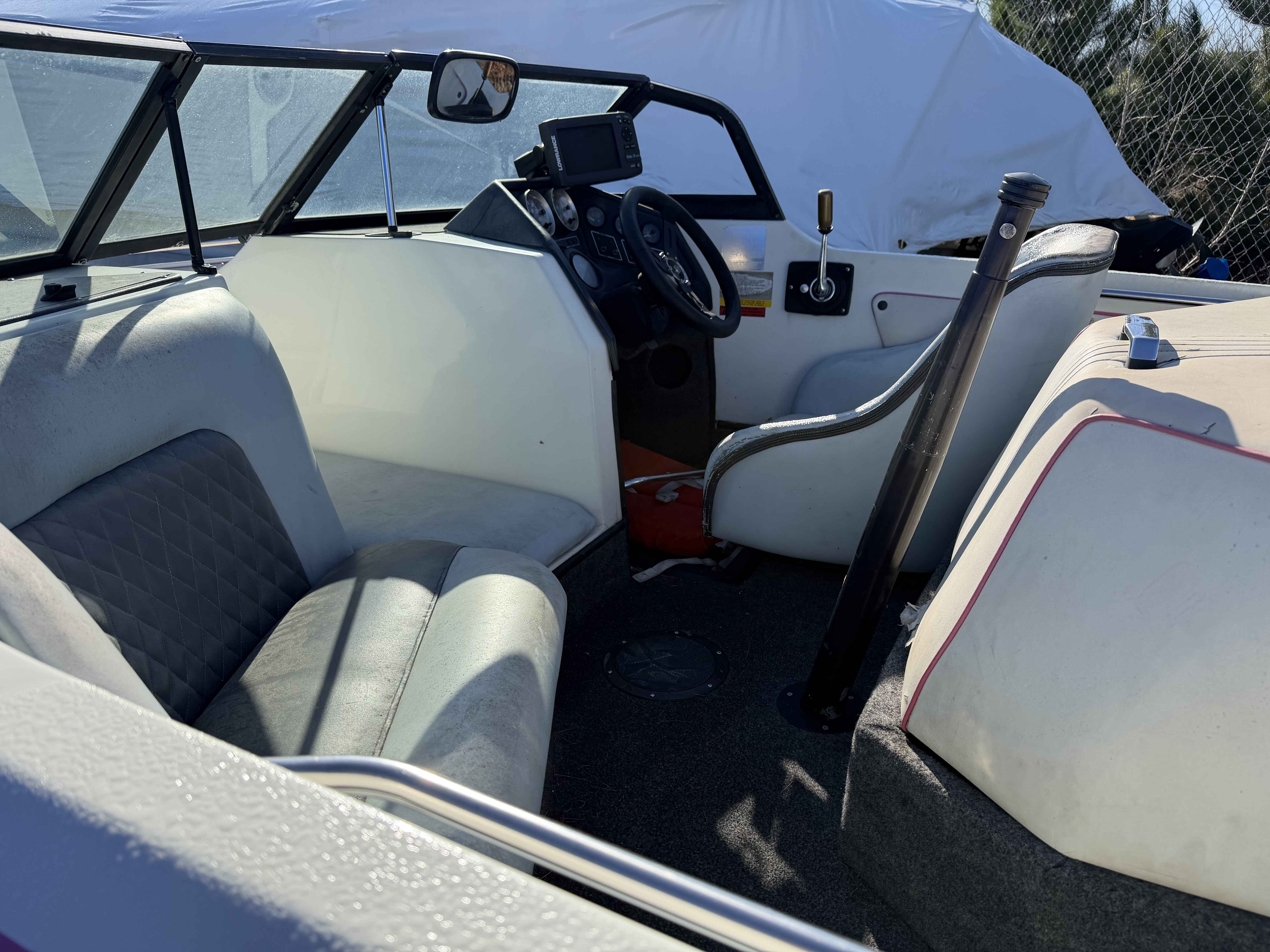 boat-carouselImage-image