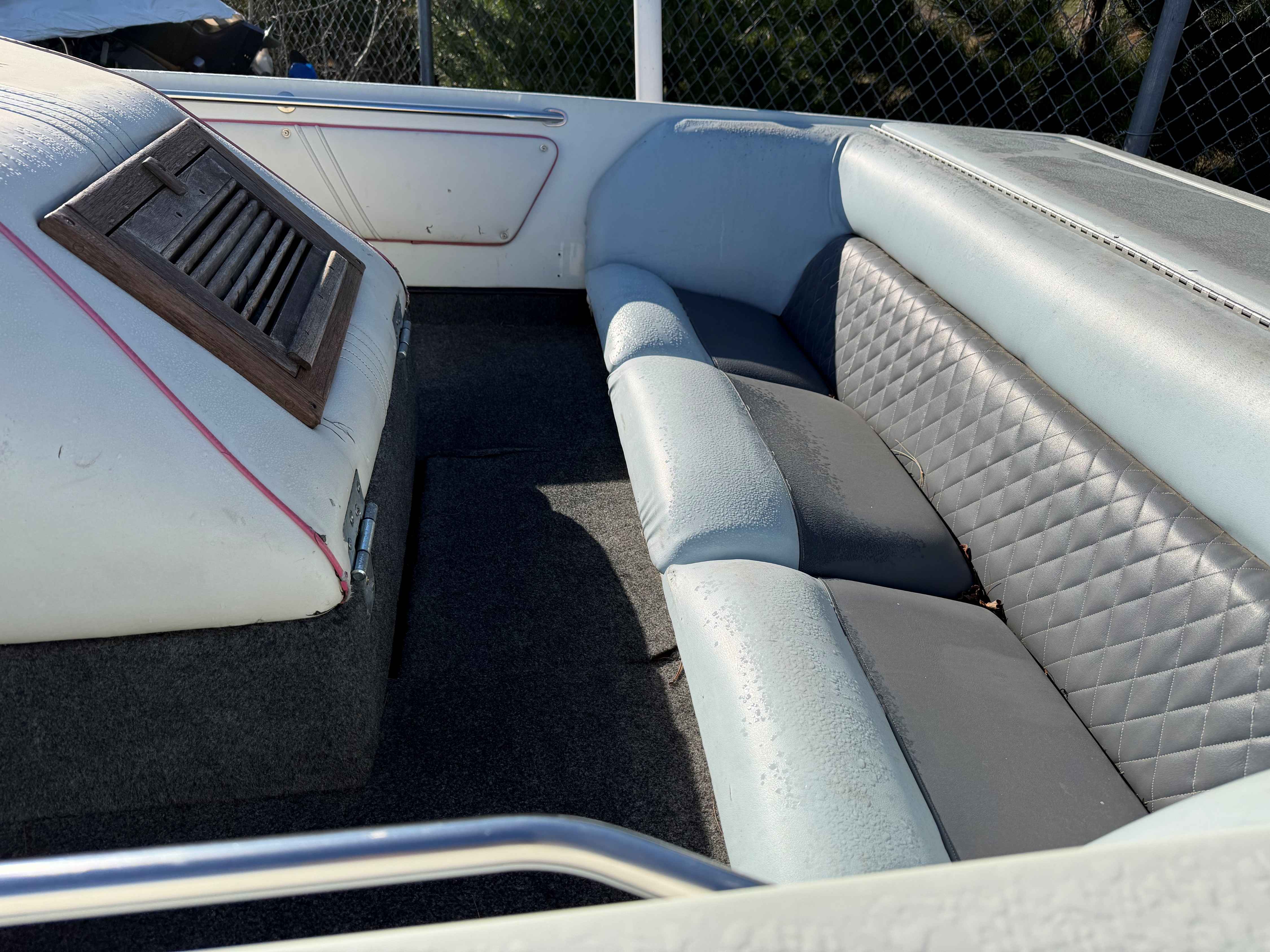 boat-carouselImage-image