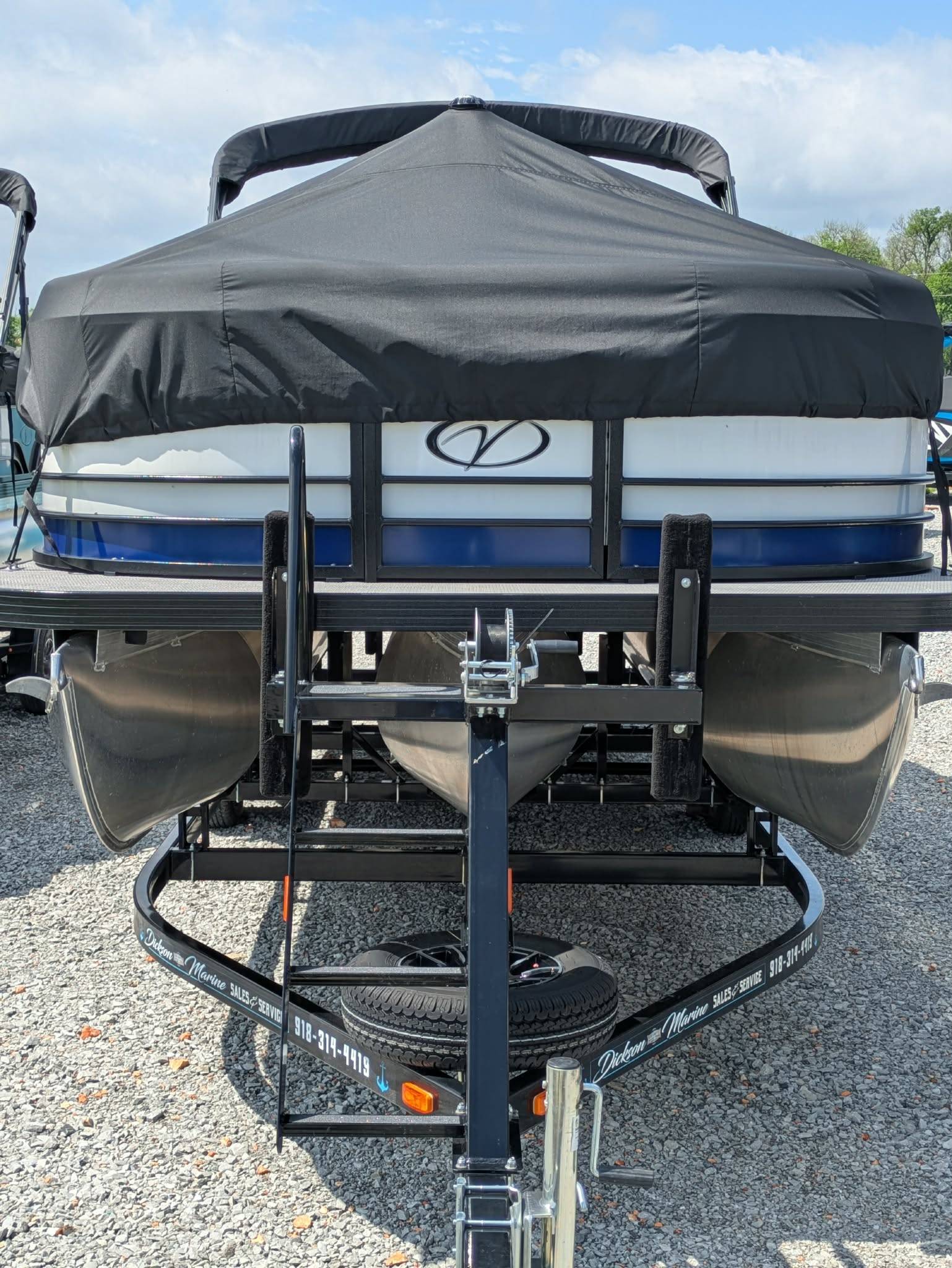  2026 Veranda Vista Sport VS22RC Tritoon w/ Yamaha F200LC + Trailer-21