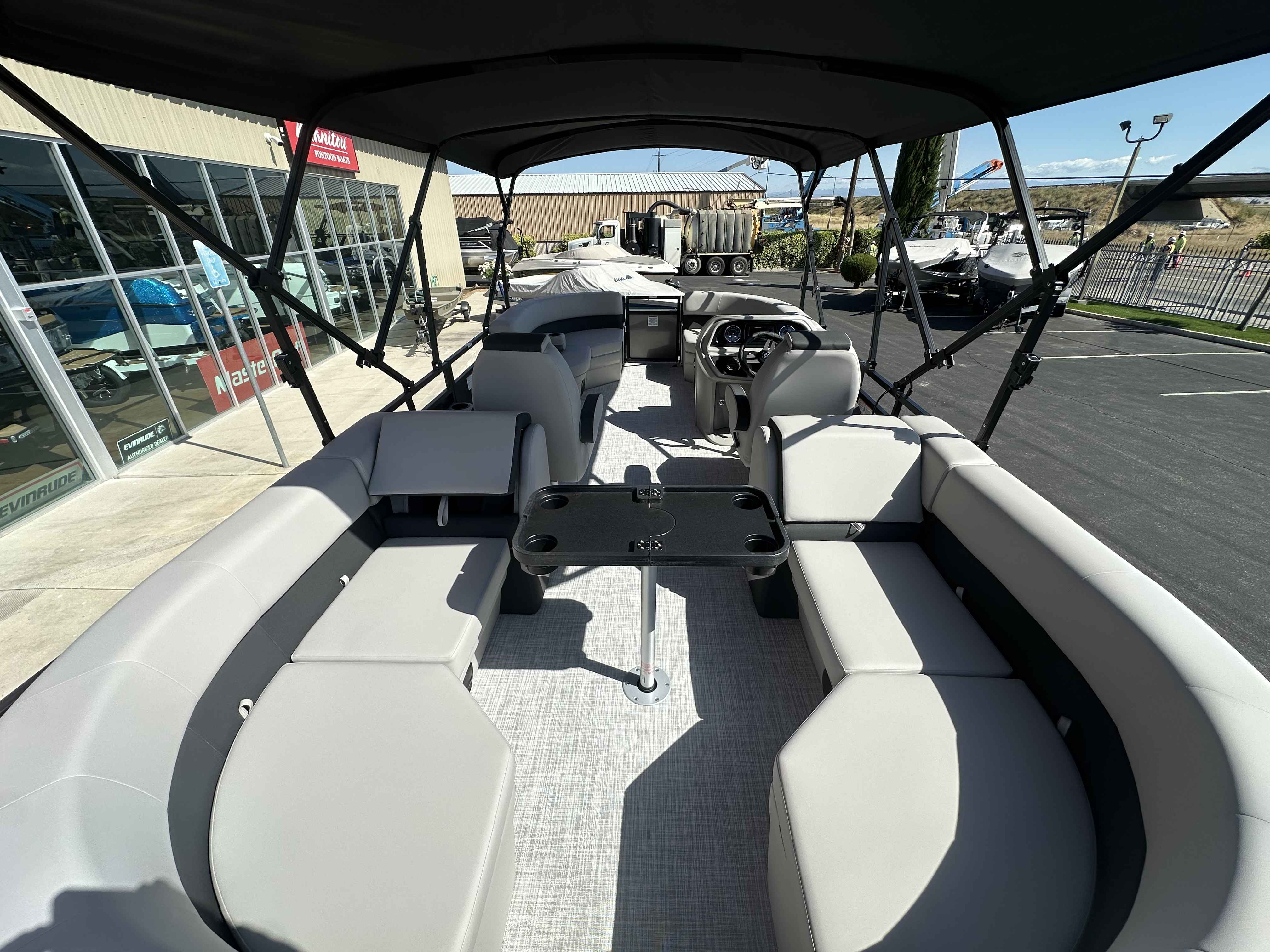 2026 Dockside 22DQ-8