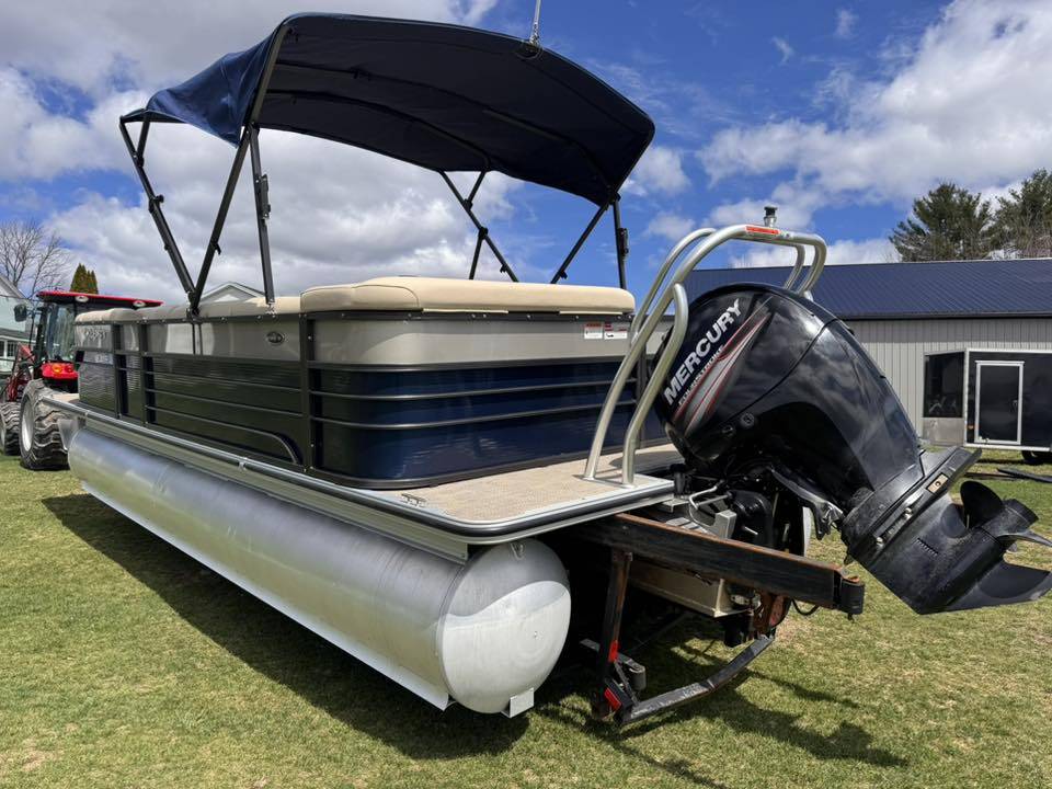 2017 Crest III 230-3