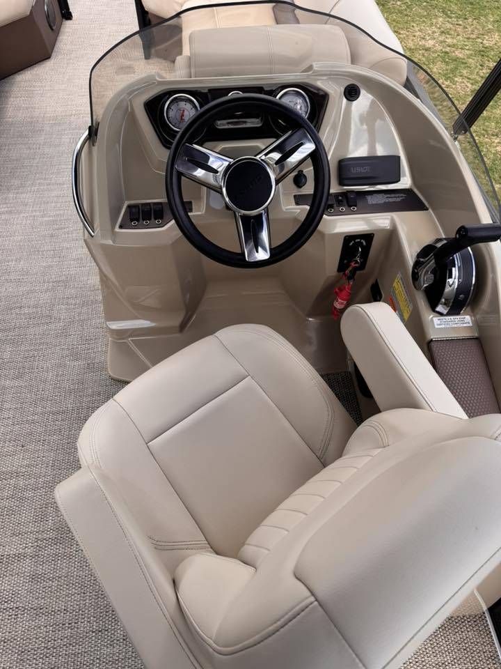 2017 Crest III 230-7