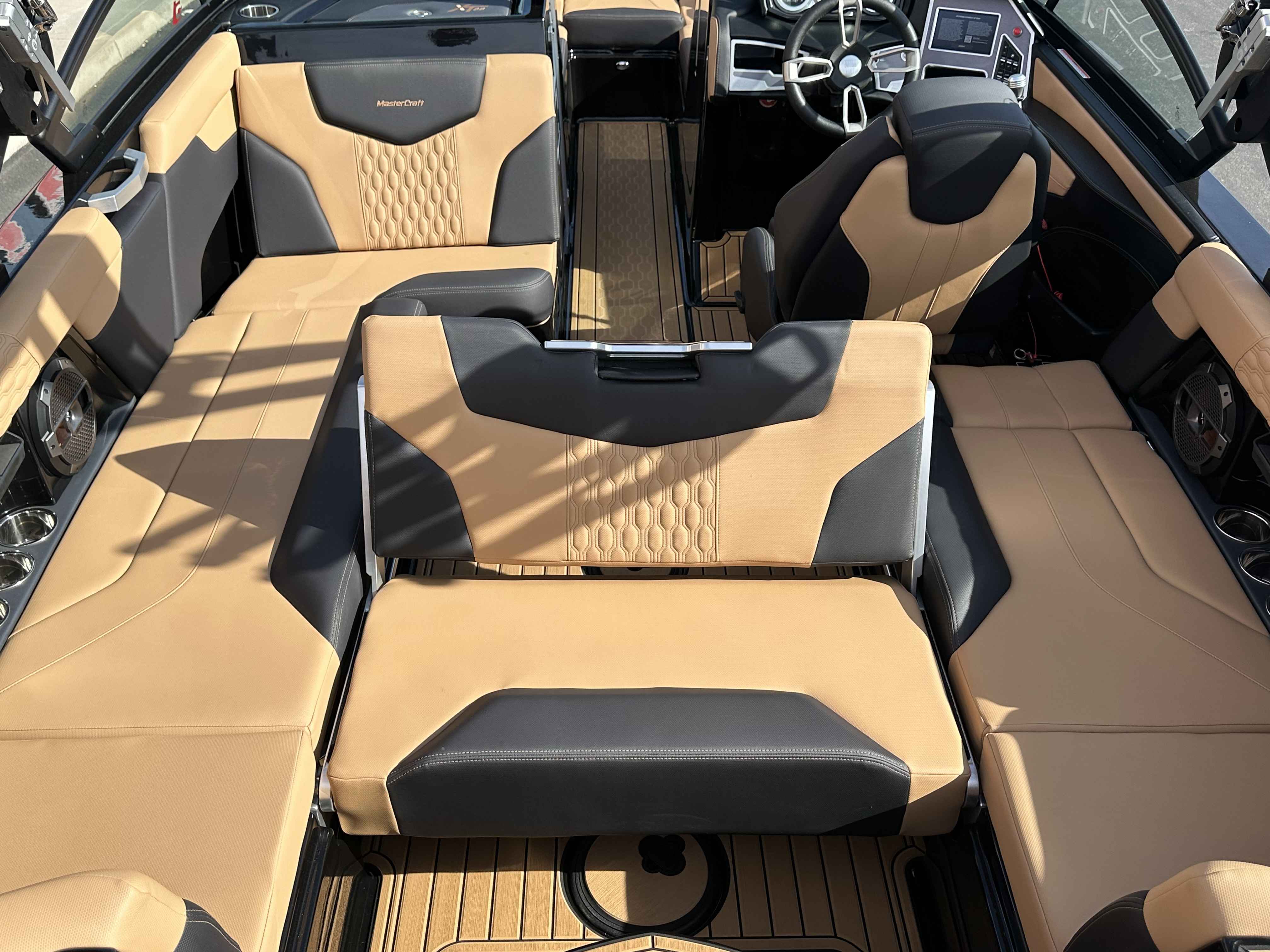 2022 Mastercraft XT22-12