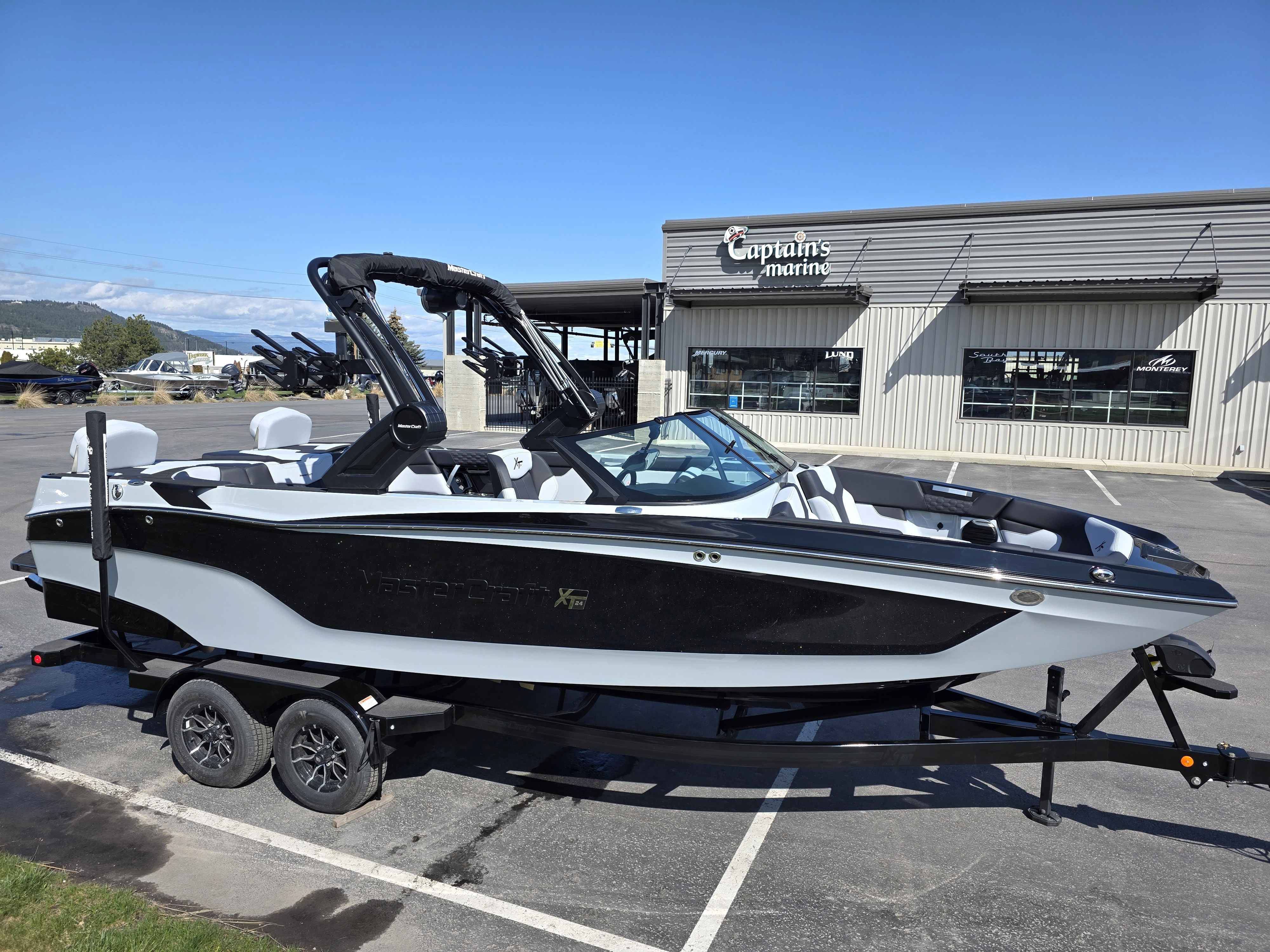 2026 Mastercraft XT24