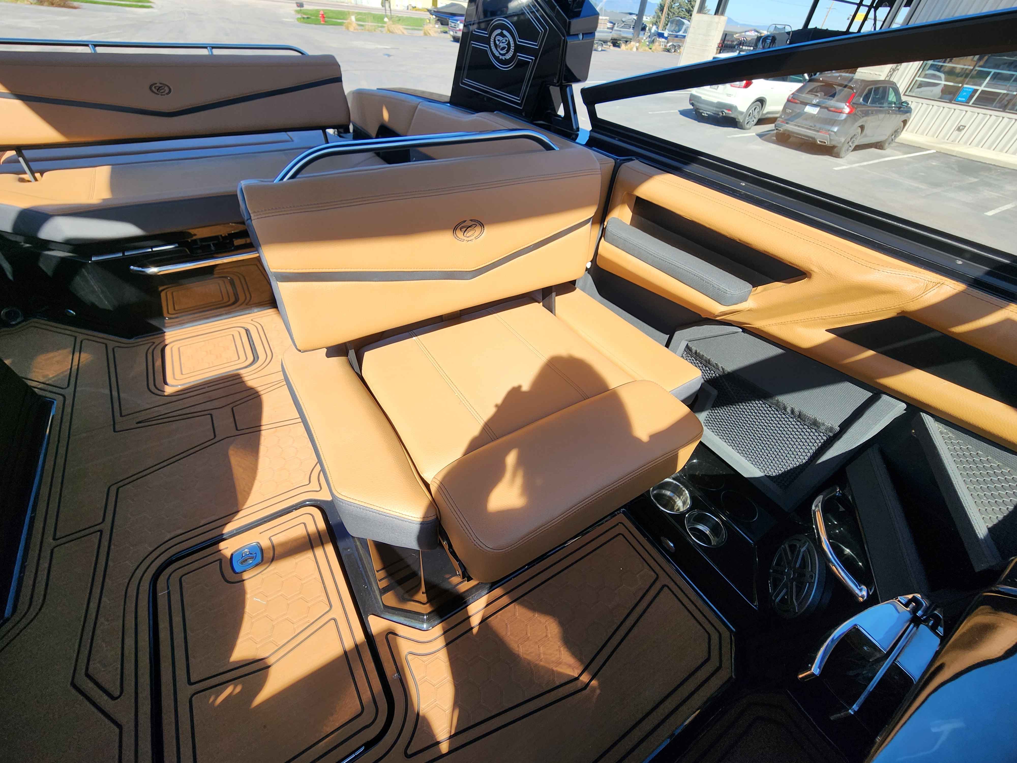 dummy-boat-img