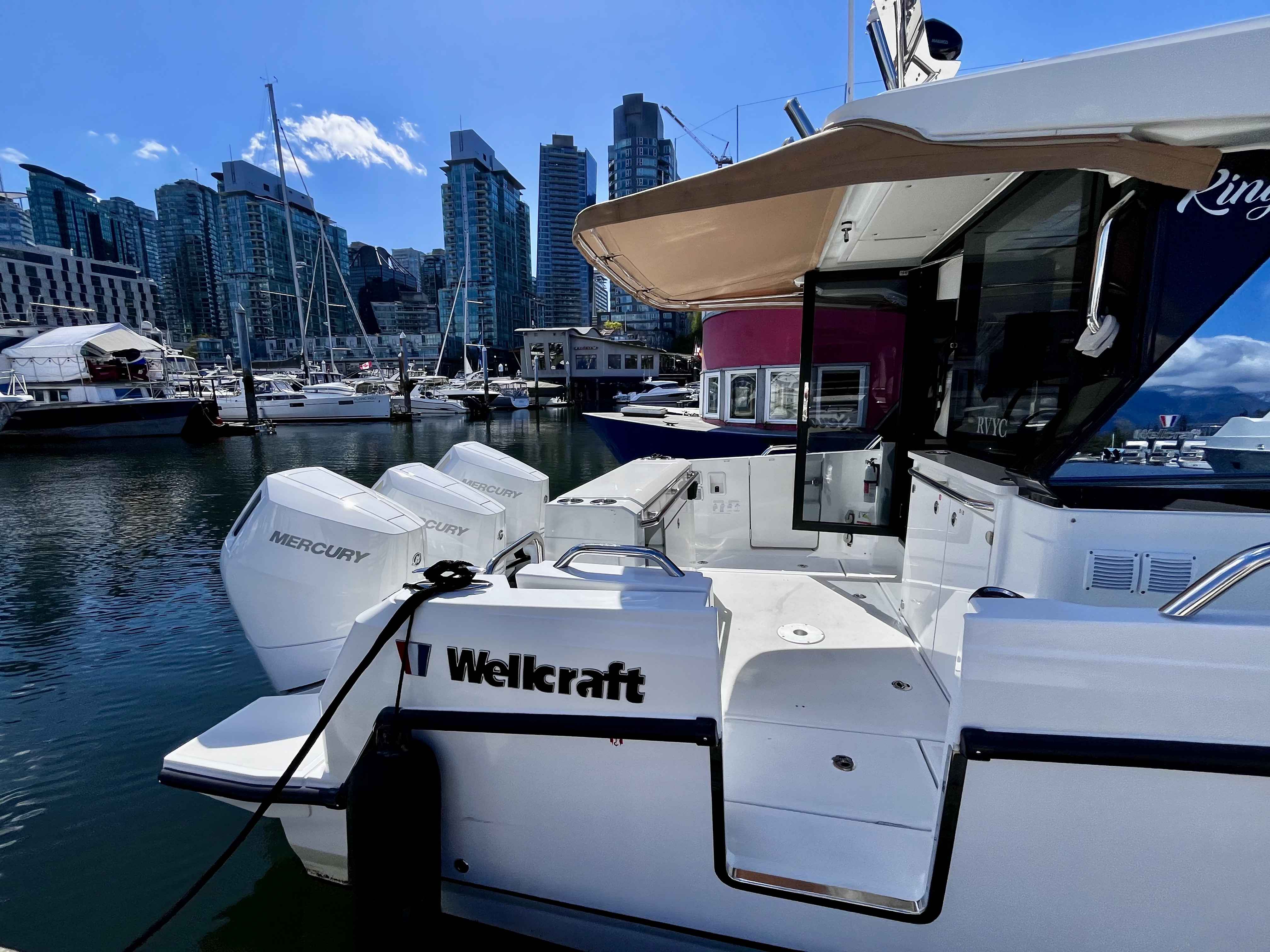 Pre-Owned 2025 Wellcraft 38 Explorer for Sale | Vancouver, BC | M&P Yacht Centre | 67842e24b0cd942f1801e2e6