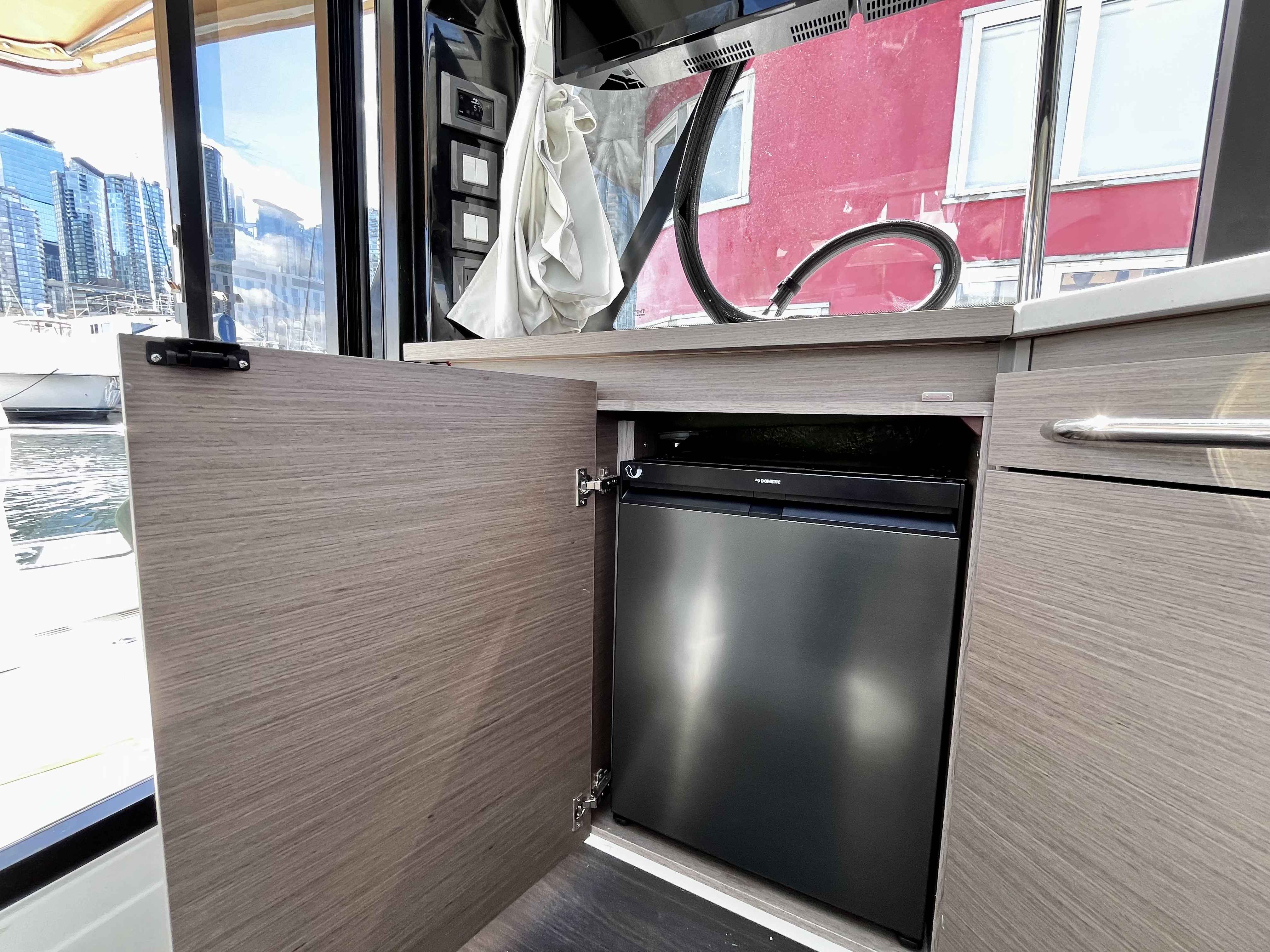 Pre-Owned 2025 Wellcraft 38 Explorer for Sale | Vancouver, BC | M&P Yacht Centre | 67842e24b0cd942f1801e2e6