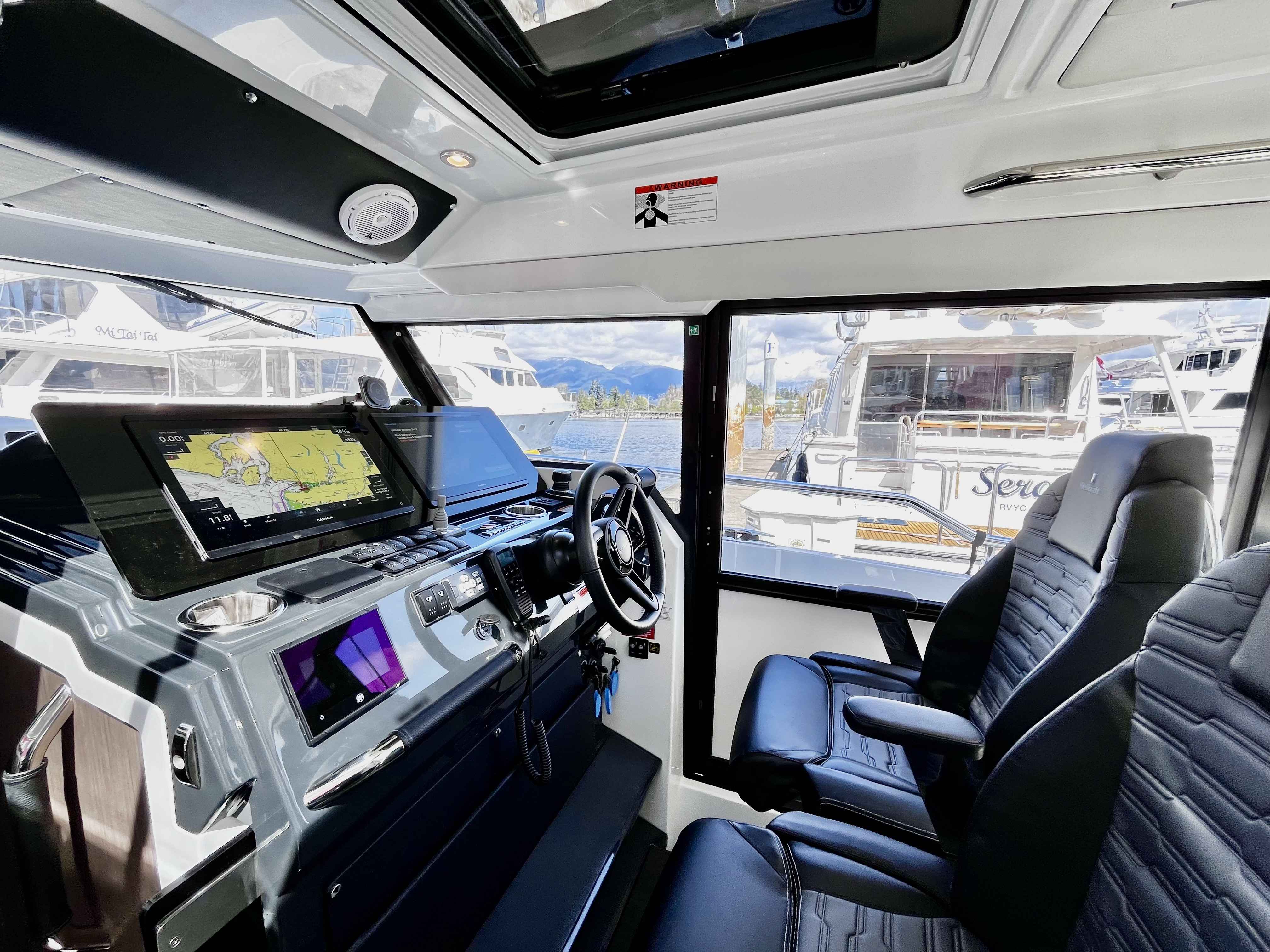 Pre-Owned 2025 Wellcraft 38 Explorer for Sale | Vancouver, BC | M&P Yacht Centre | 67842e24b0cd942f1801e2e6