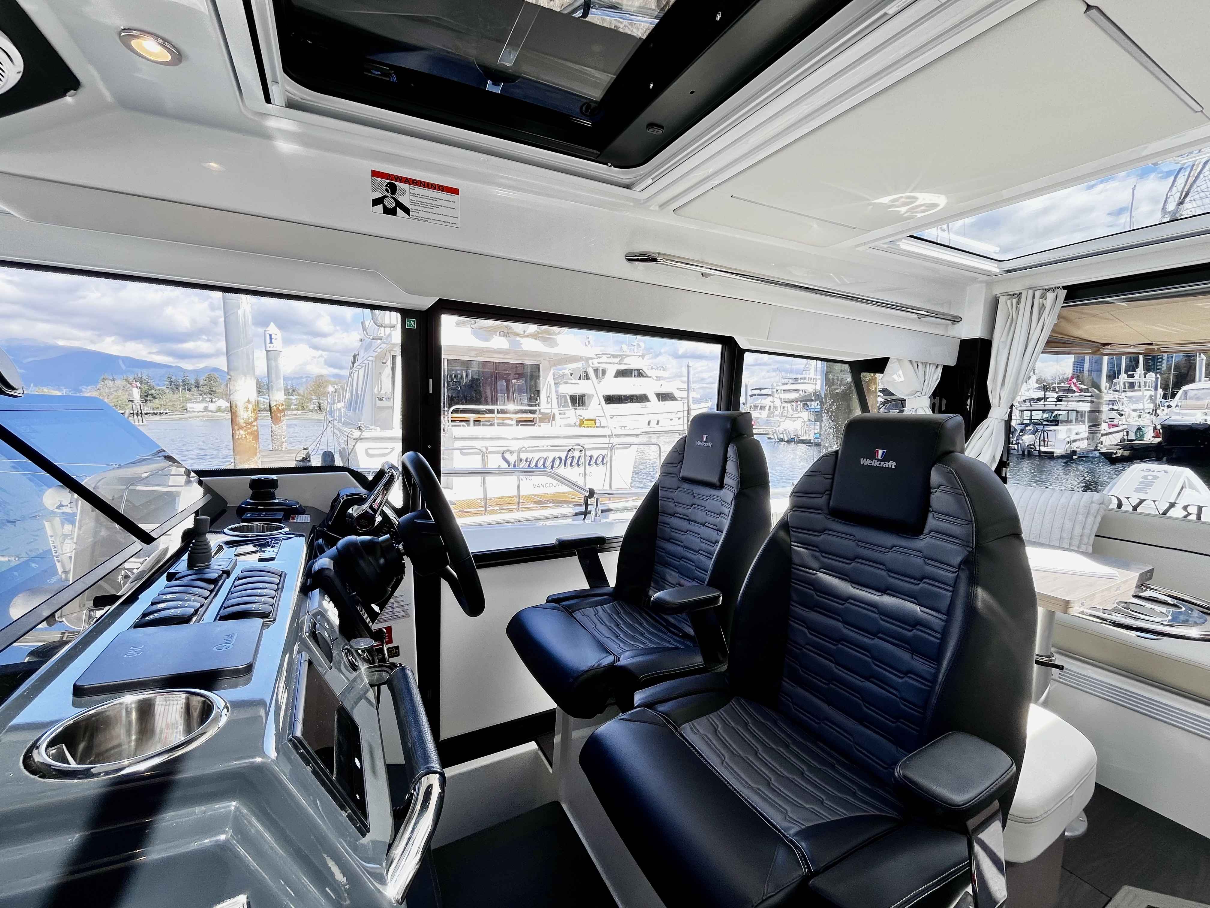 Pre-Owned 2025 Wellcraft 38 Explorer for Sale | Vancouver, BC | M&P Yacht Centre | 67842e24b0cd942f1801e2e6