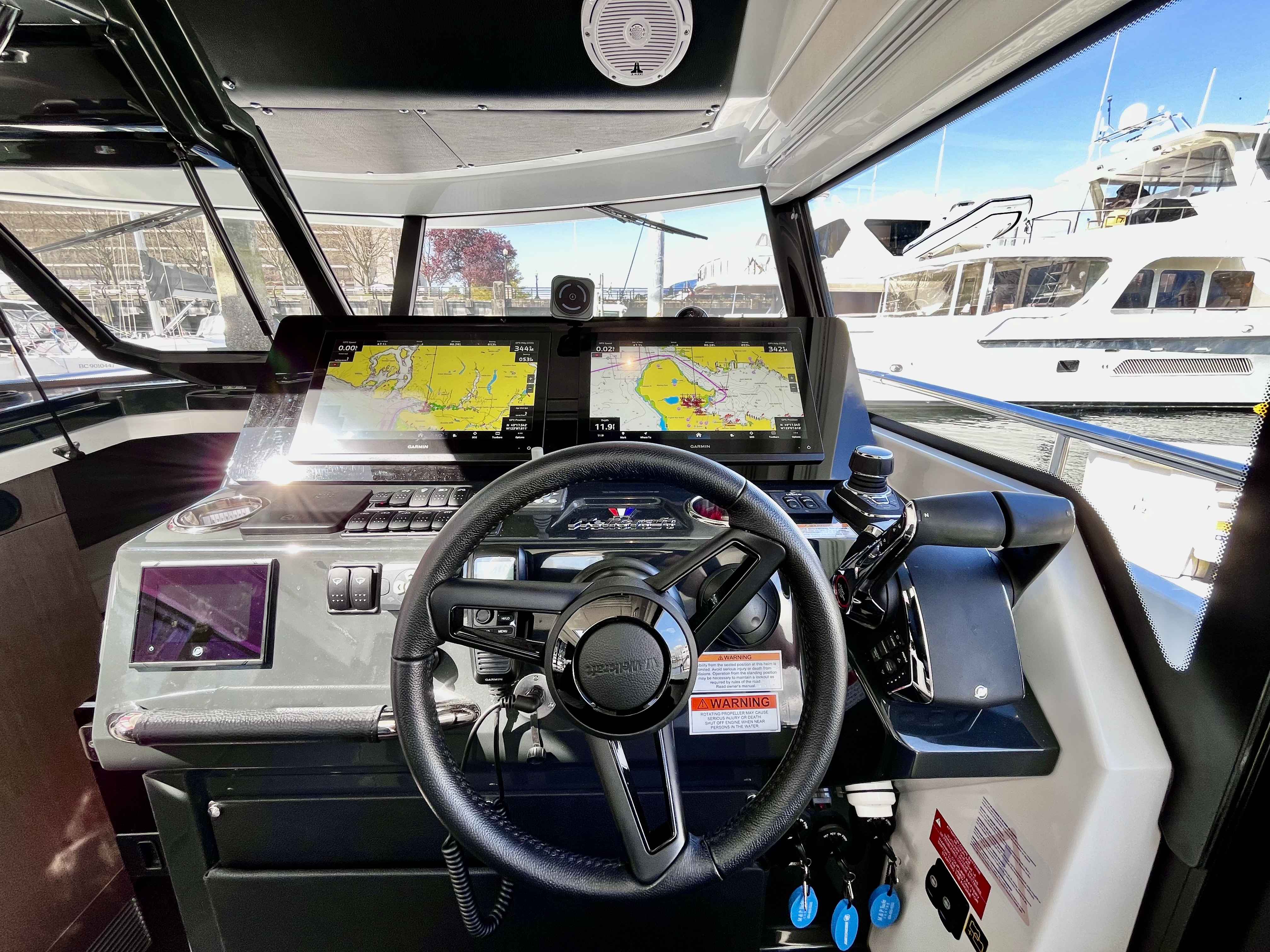 Pre-Owned 2025 Wellcraft 38 Explorer for Sale | Vancouver, BC | M&P Yacht Centre | 67842e24b0cd942f1801e2e6