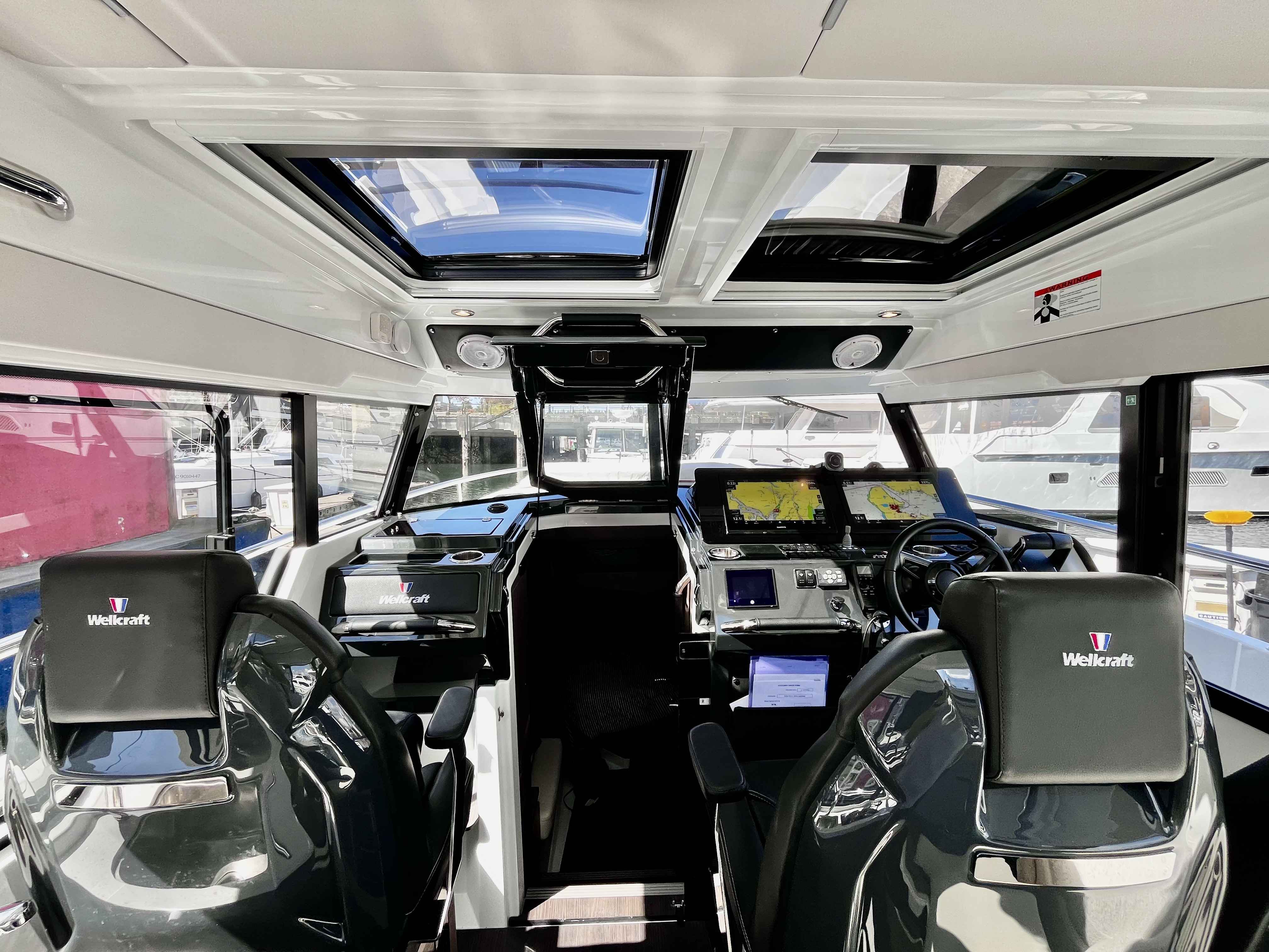 Pre-Owned 2025 Wellcraft 38 Explorer for Sale | Vancouver, BC | M&P Yacht Centre | 67842e24b0cd942f1801e2e6