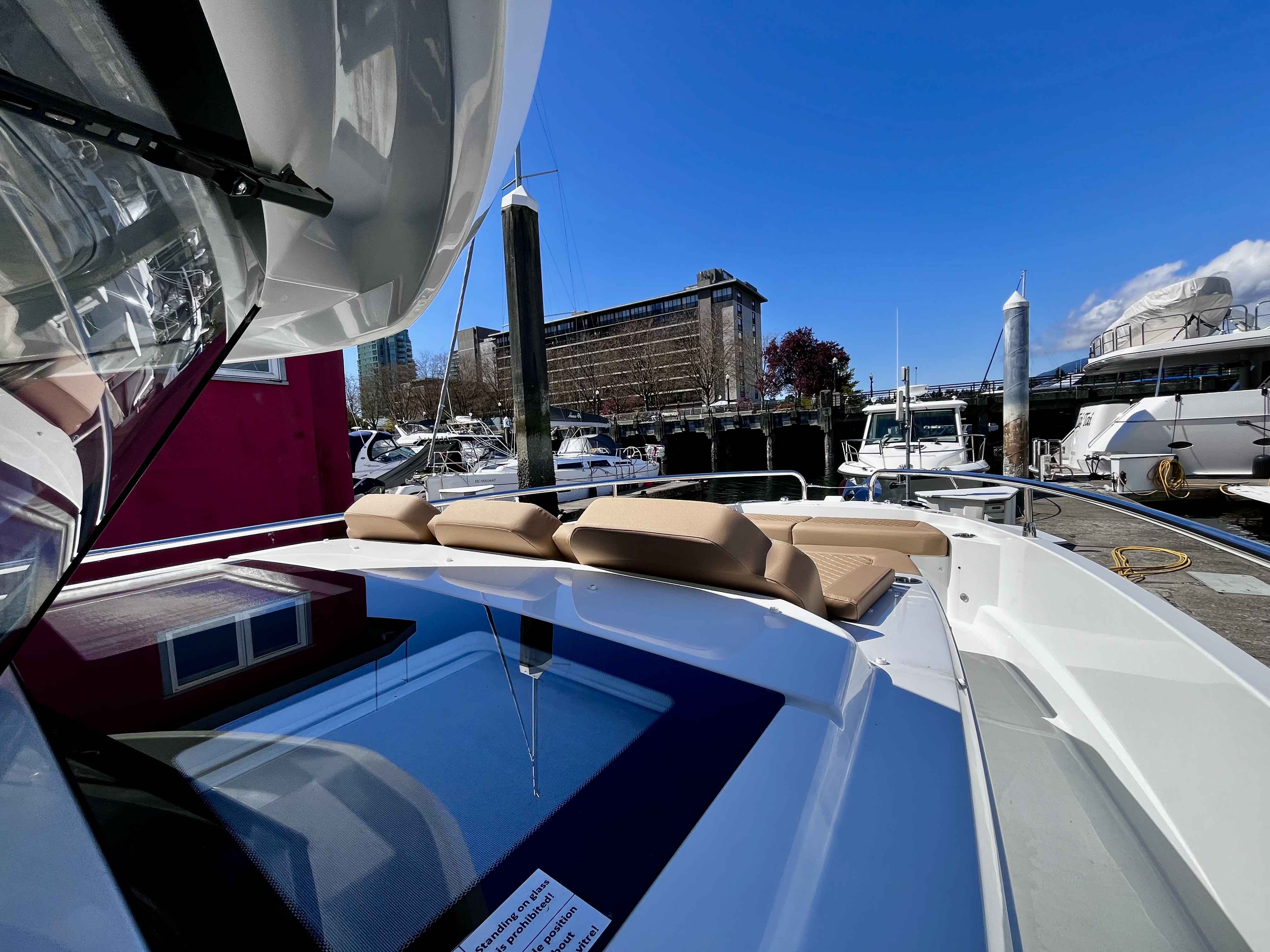 Pre-Owned 2025 Wellcraft 38 Explorer for Sale | Vancouver, BC | M&P Yacht Centre | 67842e24b0cd942f1801e2e6