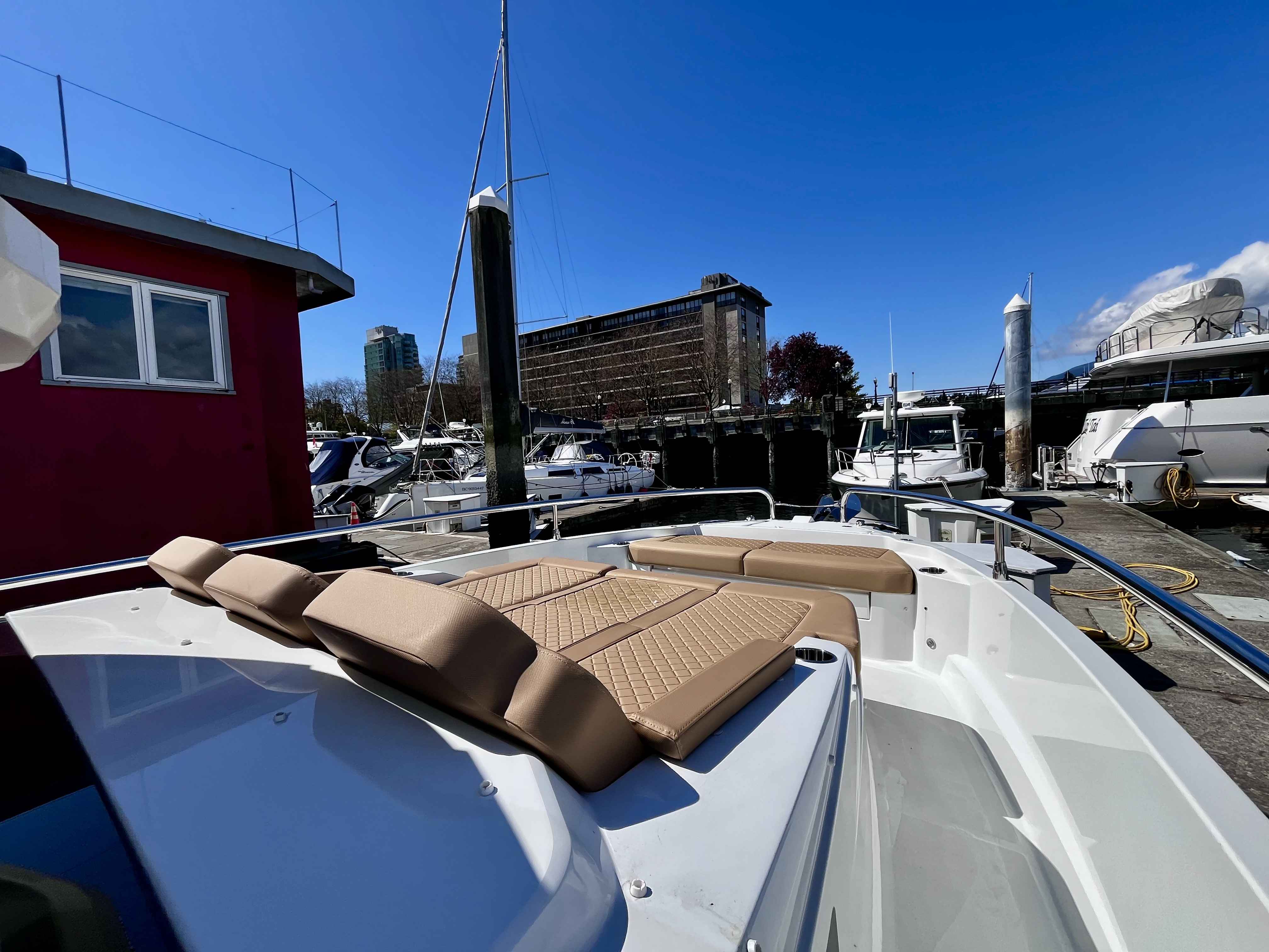 Pre-Owned 2025 Wellcraft 38 Explorer for Sale | Vancouver, BC | M&P Yacht Centre | 67842e24b0cd942f1801e2e6