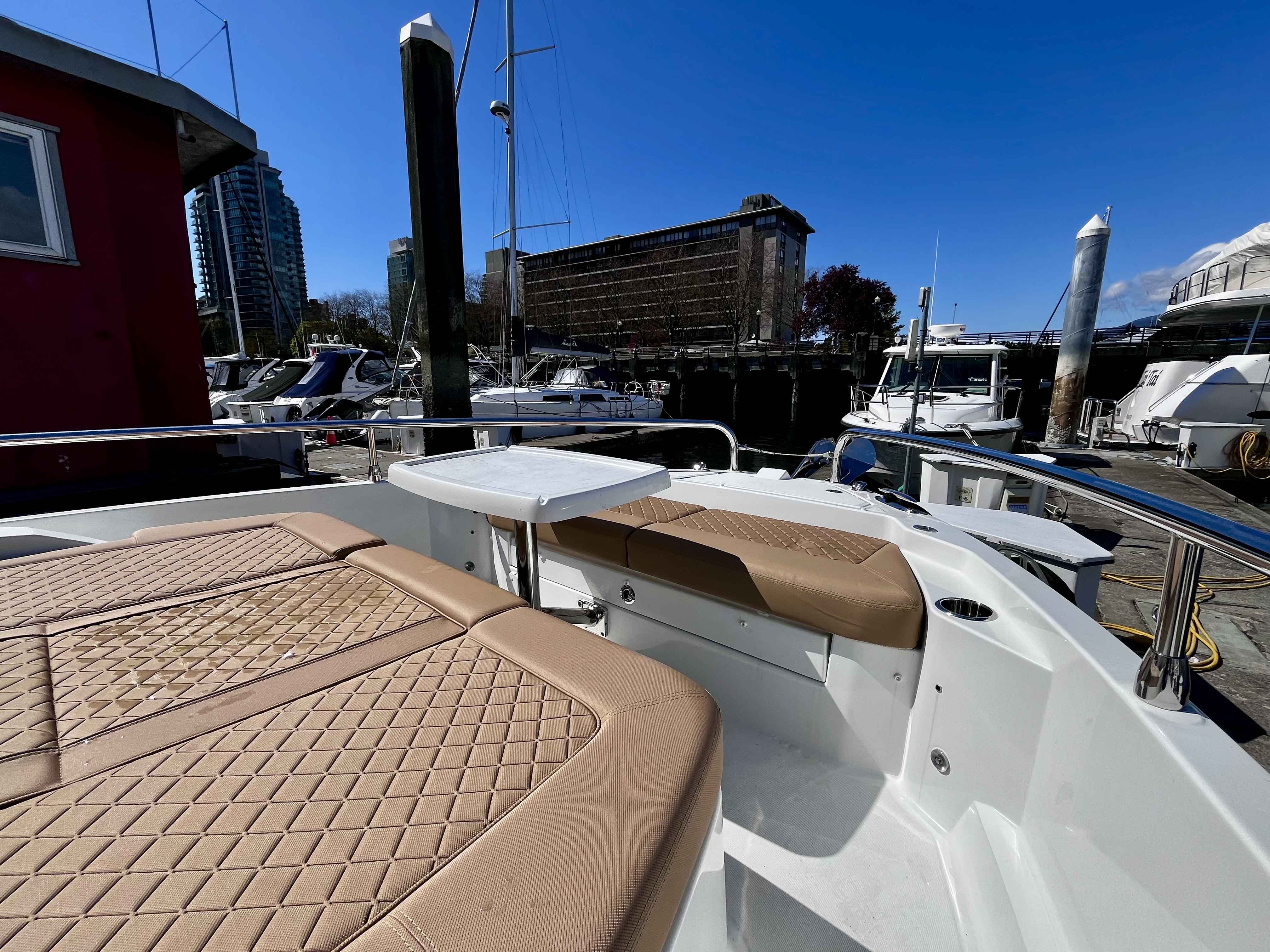 Pre-Owned 2025 Wellcraft 38 Explorer for Sale | Vancouver, BC | M&P Yacht Centre | 67842e24b0cd942f1801e2e6