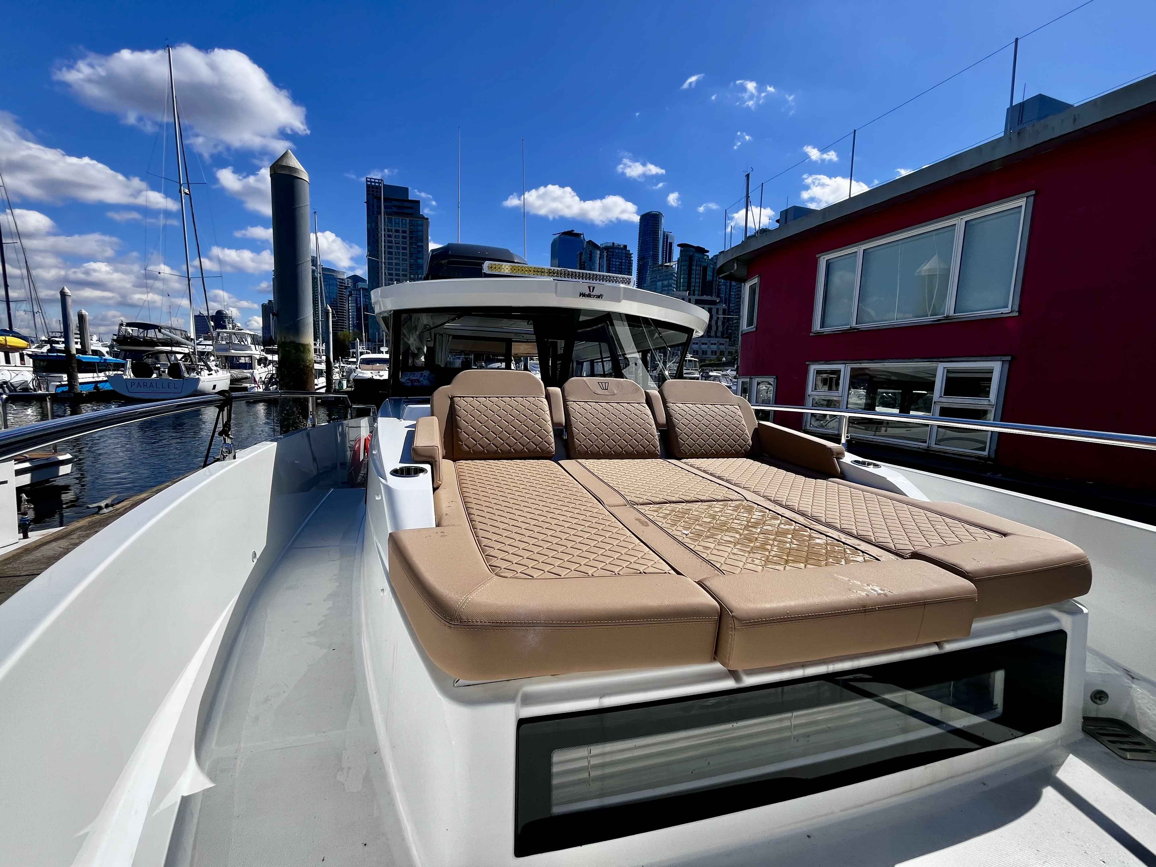 Pre-Owned 2025 Wellcraft 38 Explorer for Sale | Vancouver, BC | M&P Yacht Centre | 67842e24b0cd942f1801e2e6