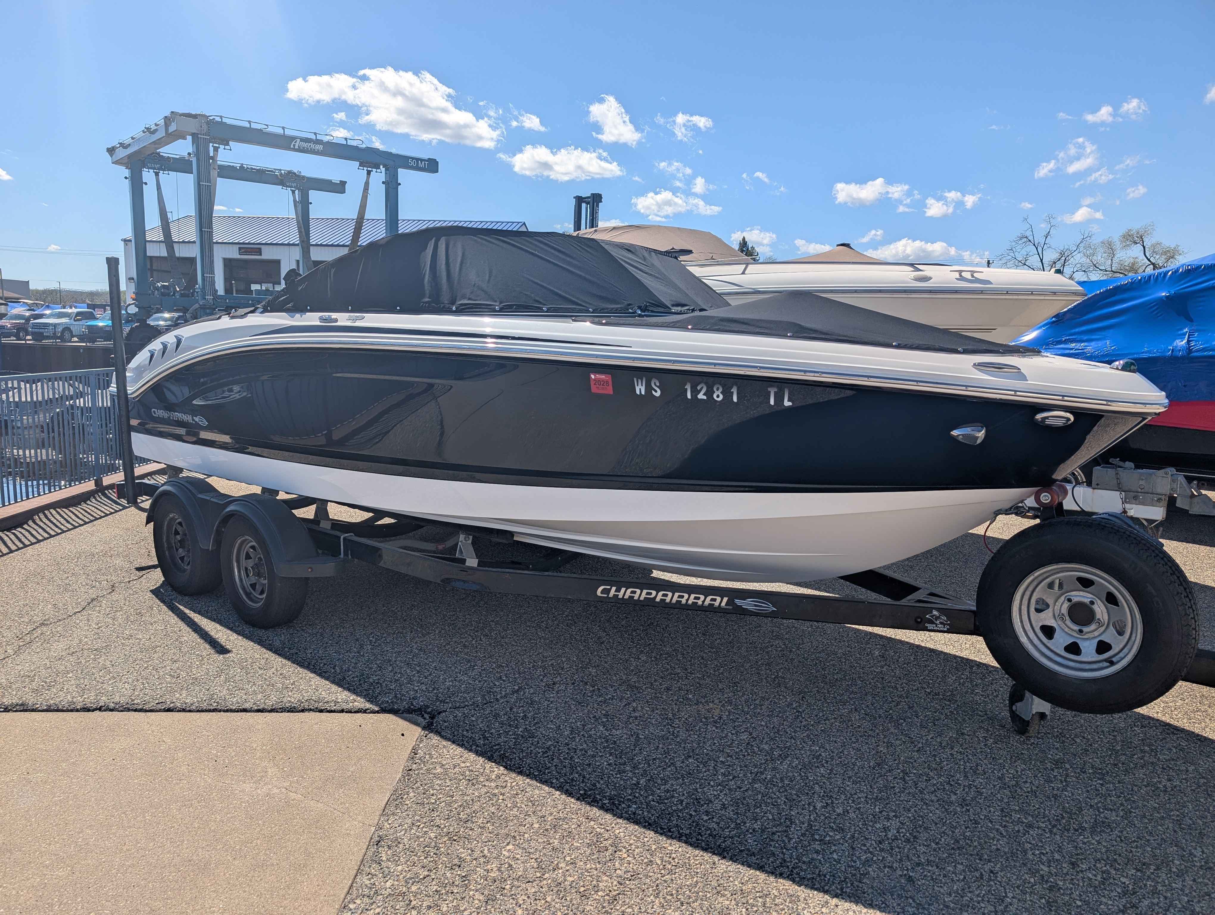 boat-carouselImage-image