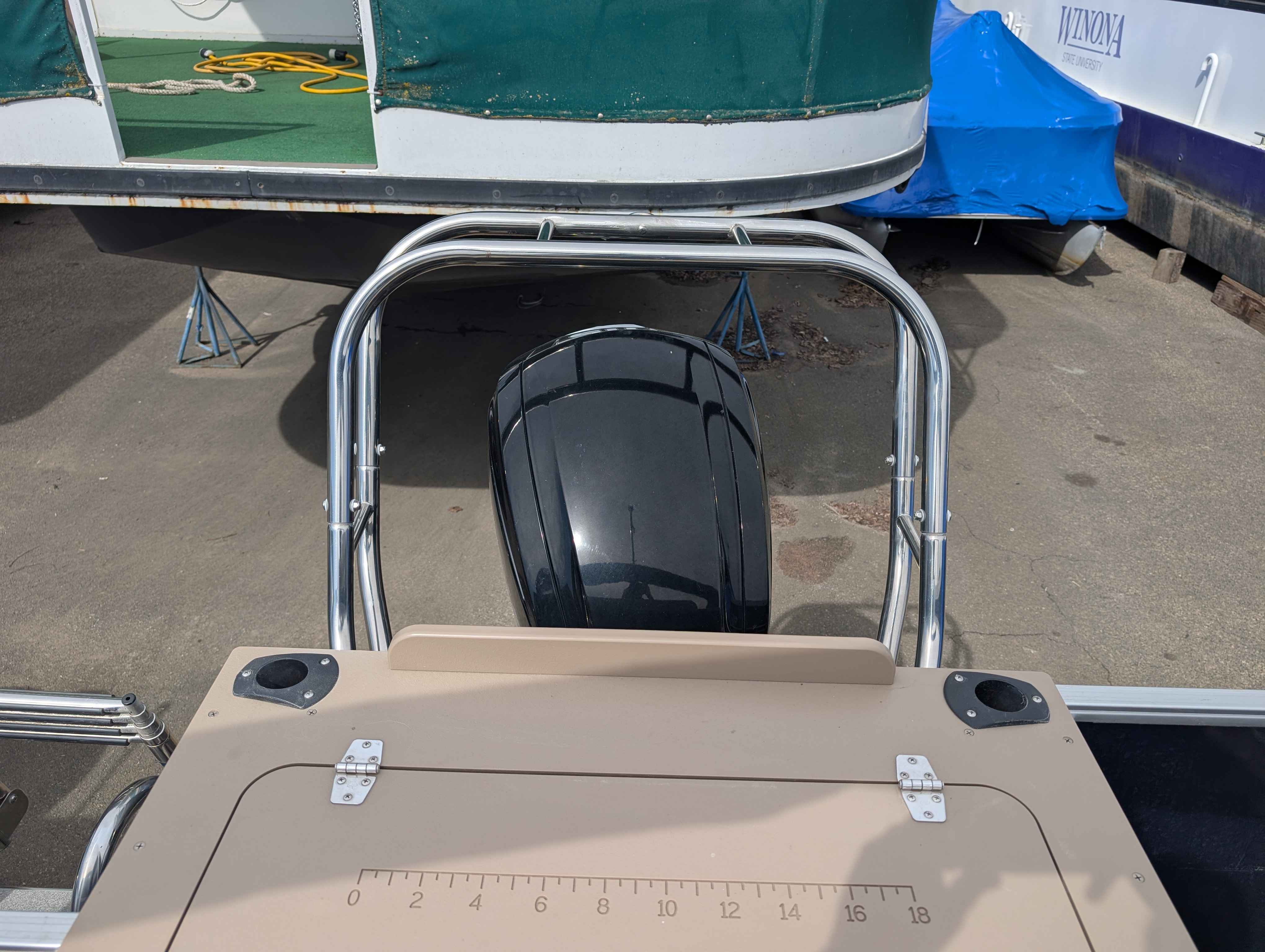 boat-carouselImage-image