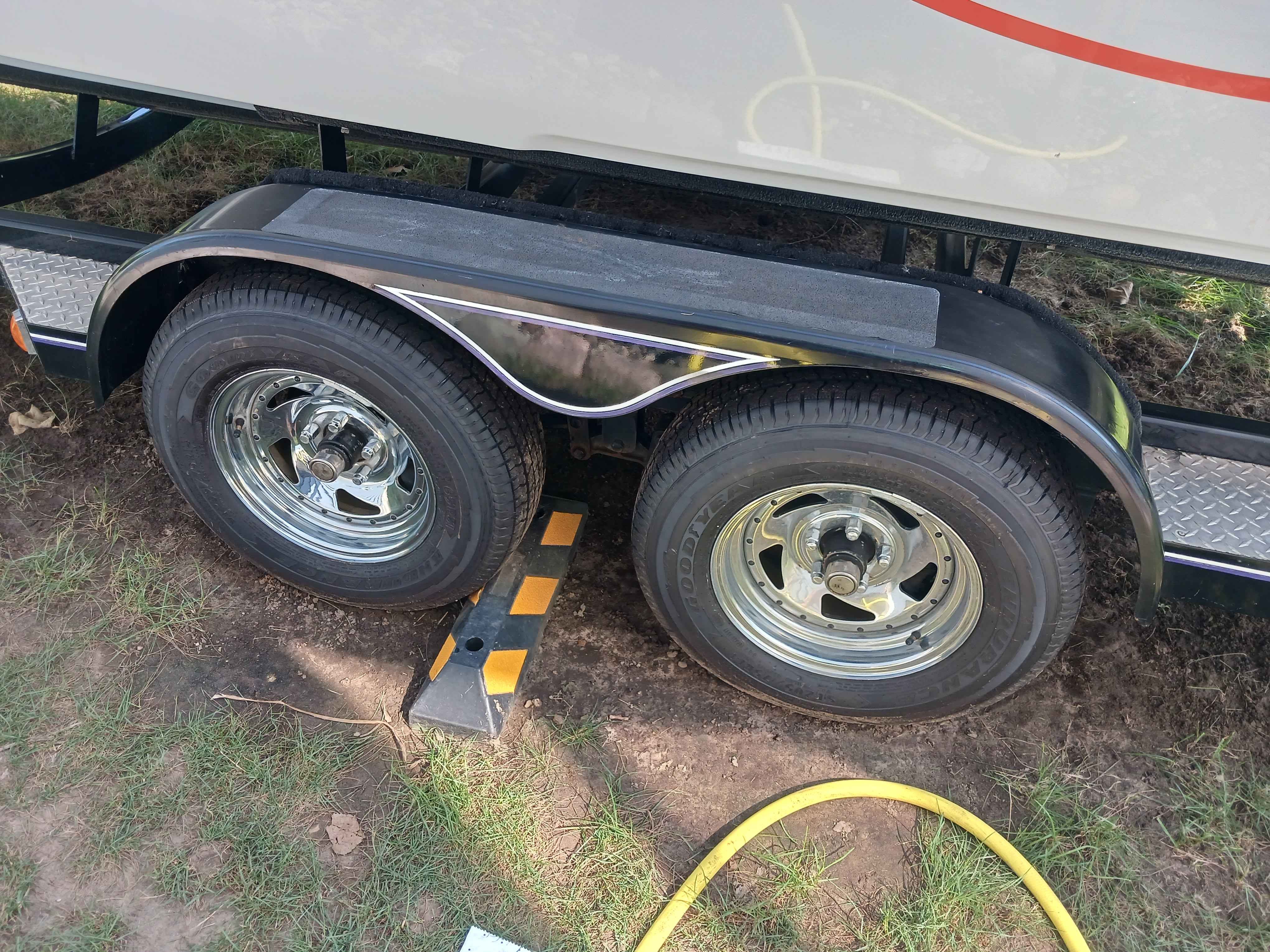 boat-carouselImage-image