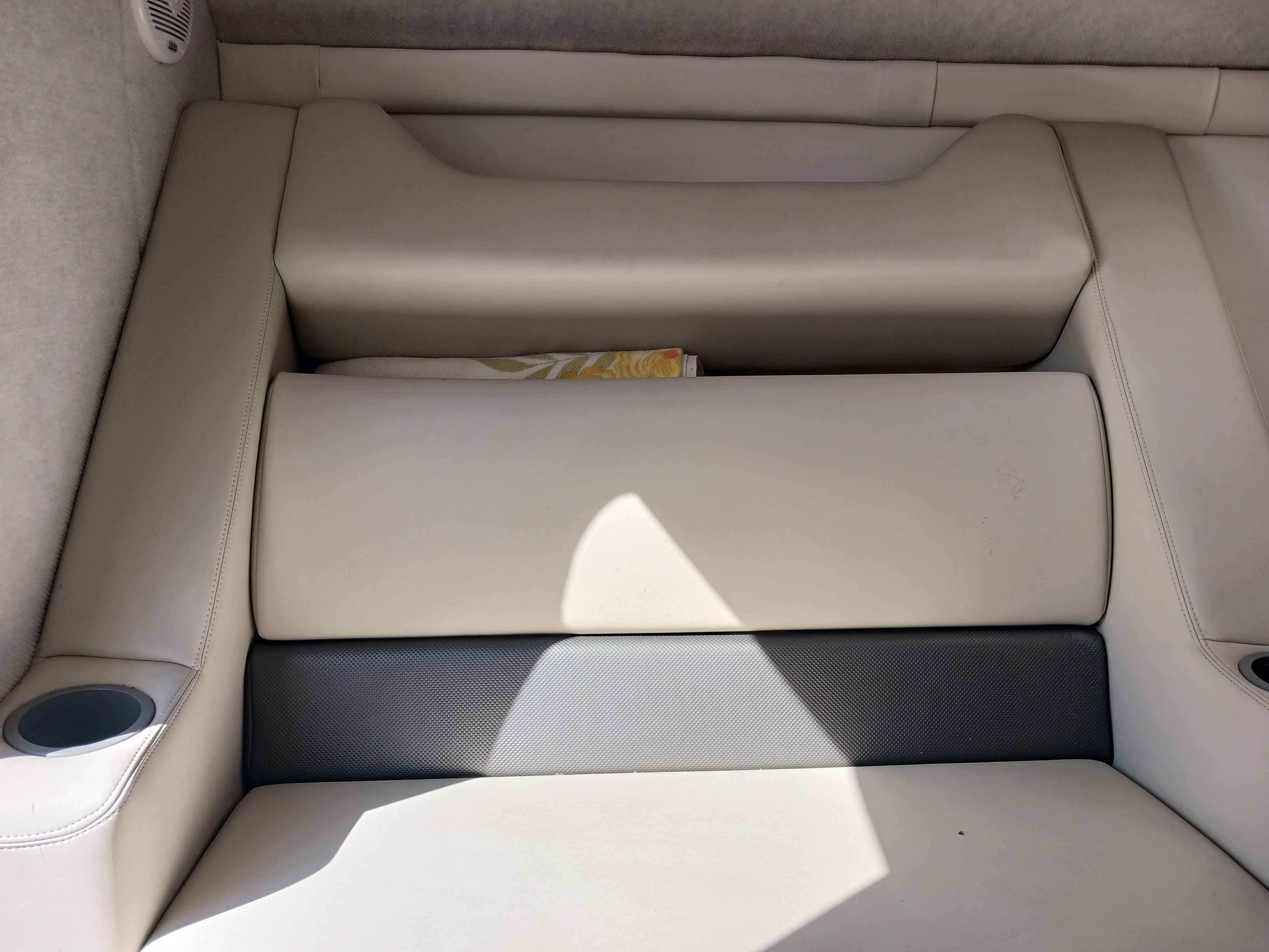 boat-carouselImage-image