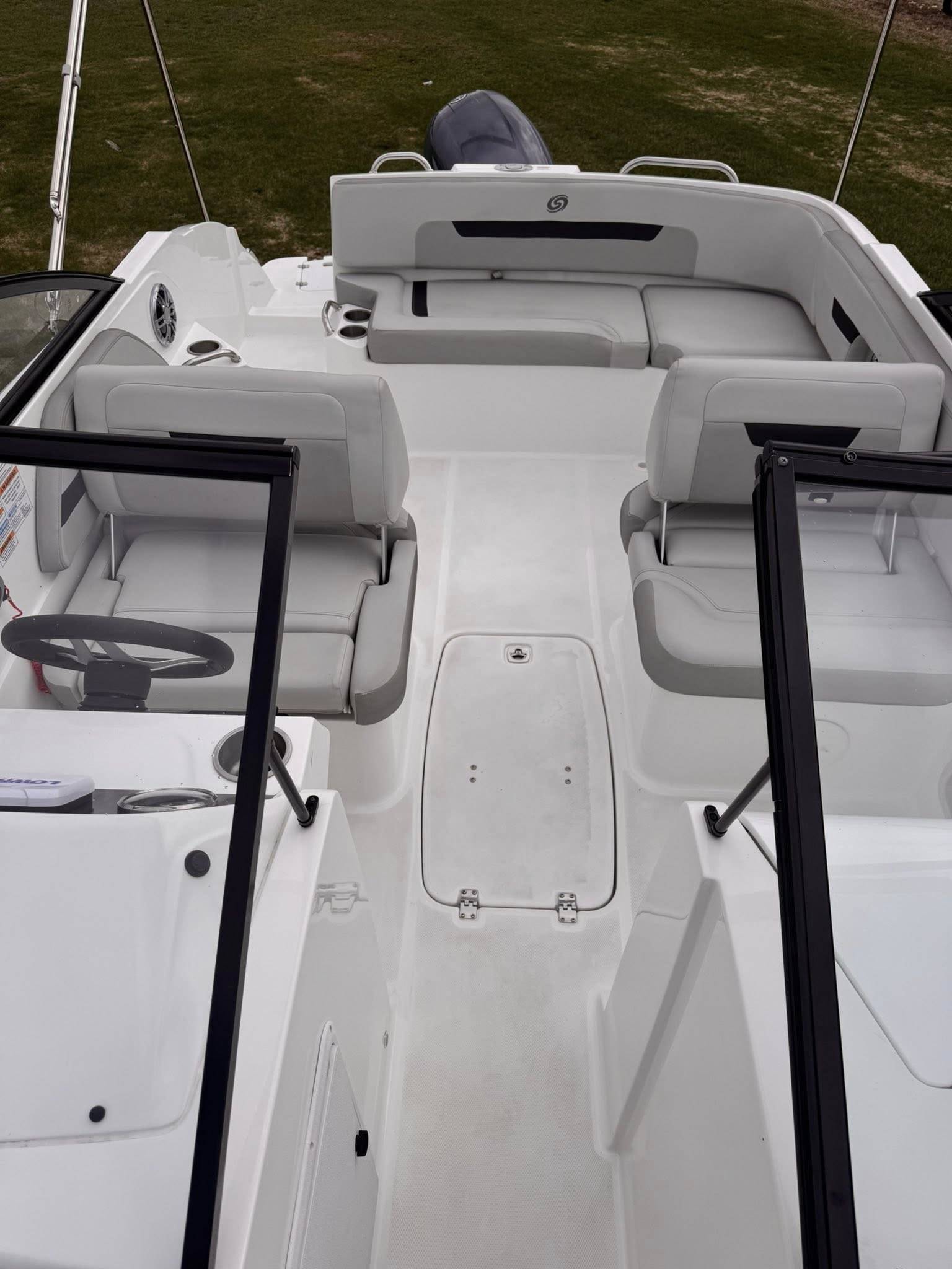 2023 Hurricane SD 235-5