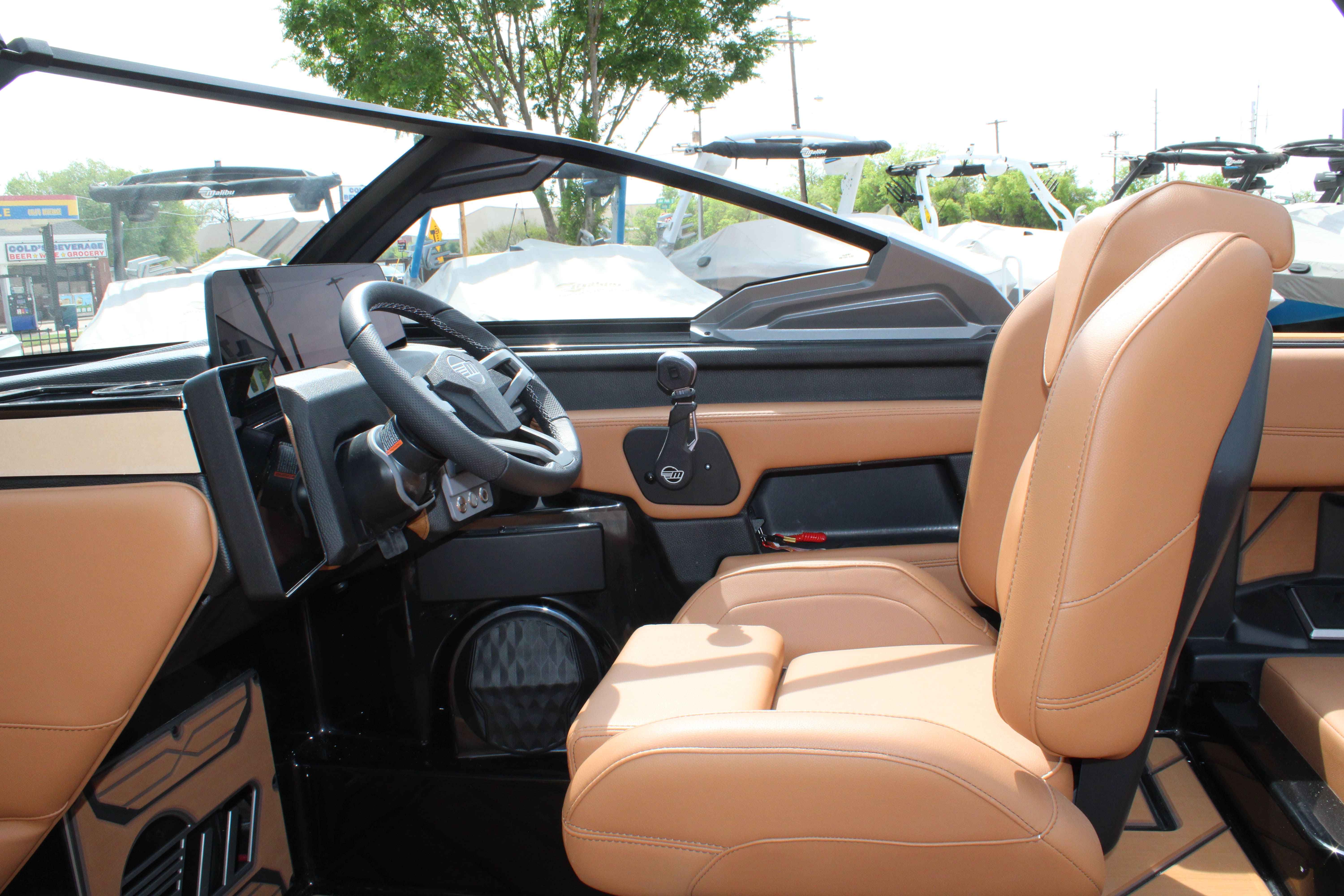 2026 Malibu Boats 26 LSV-12